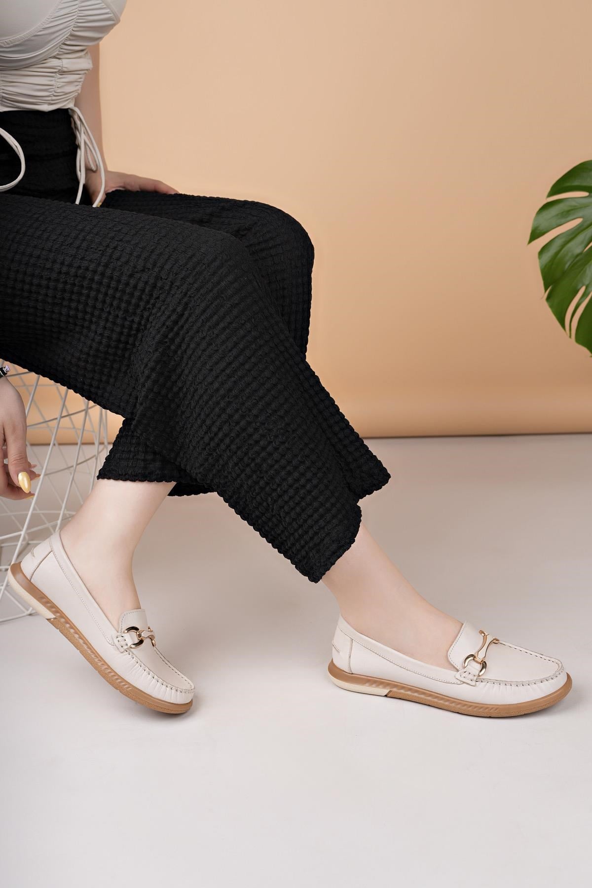 Eliz 24103 Bej Hakiki Soft Deri Rok Günlük Kadın Ayakkabı