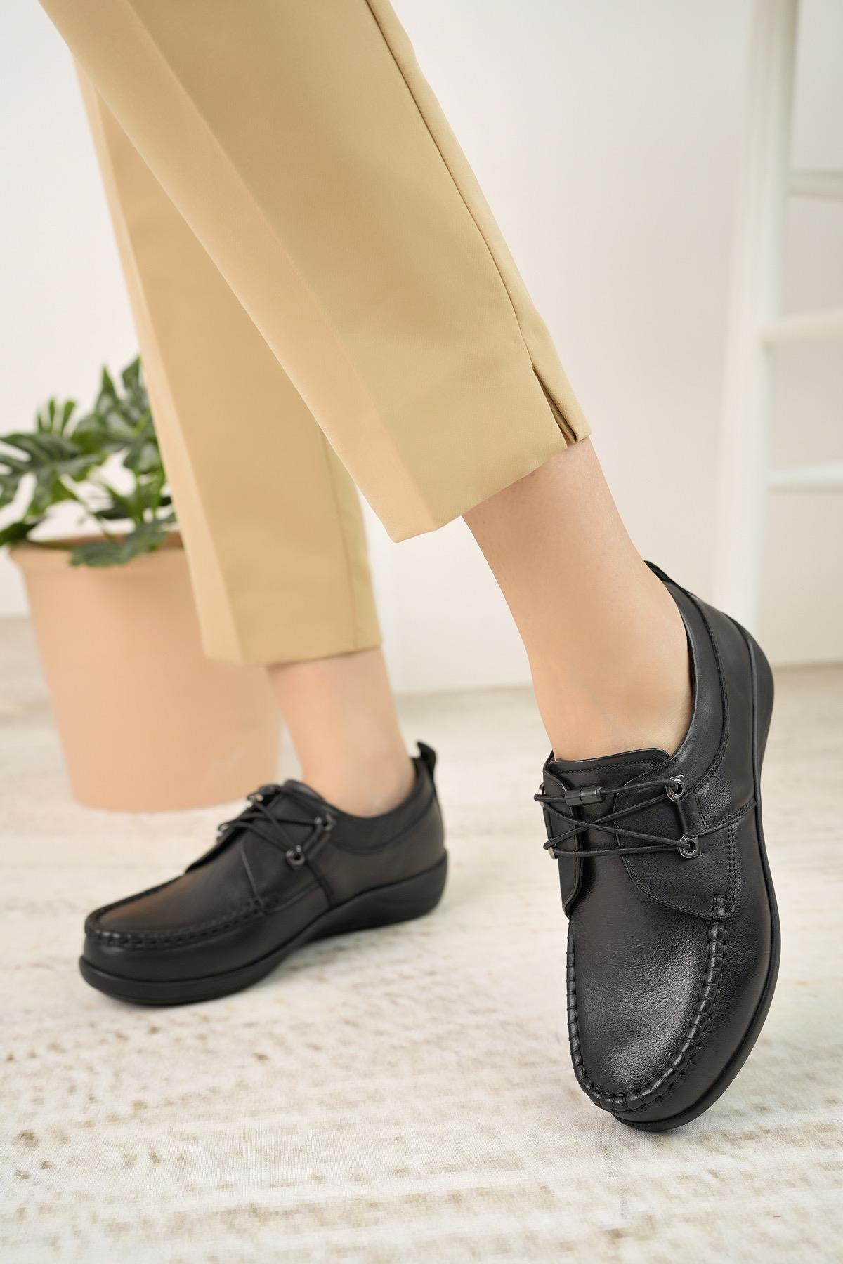 Forex 206 Siyah Hakiki Deri Günlük Kadın Ayakkabı