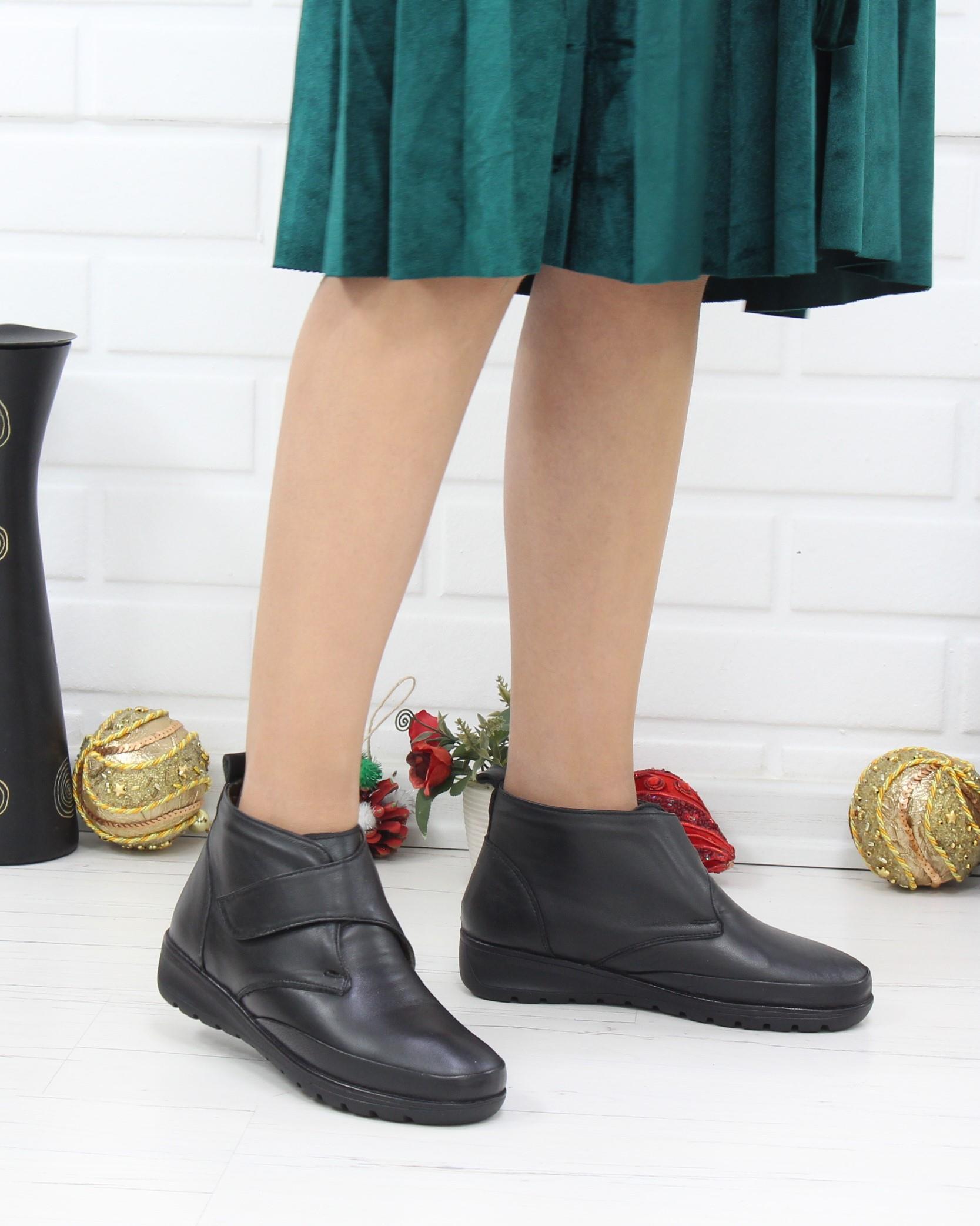 Forex 7000 Siyah Hakiki Deri Cırtlı Anatomik Kadın Bot