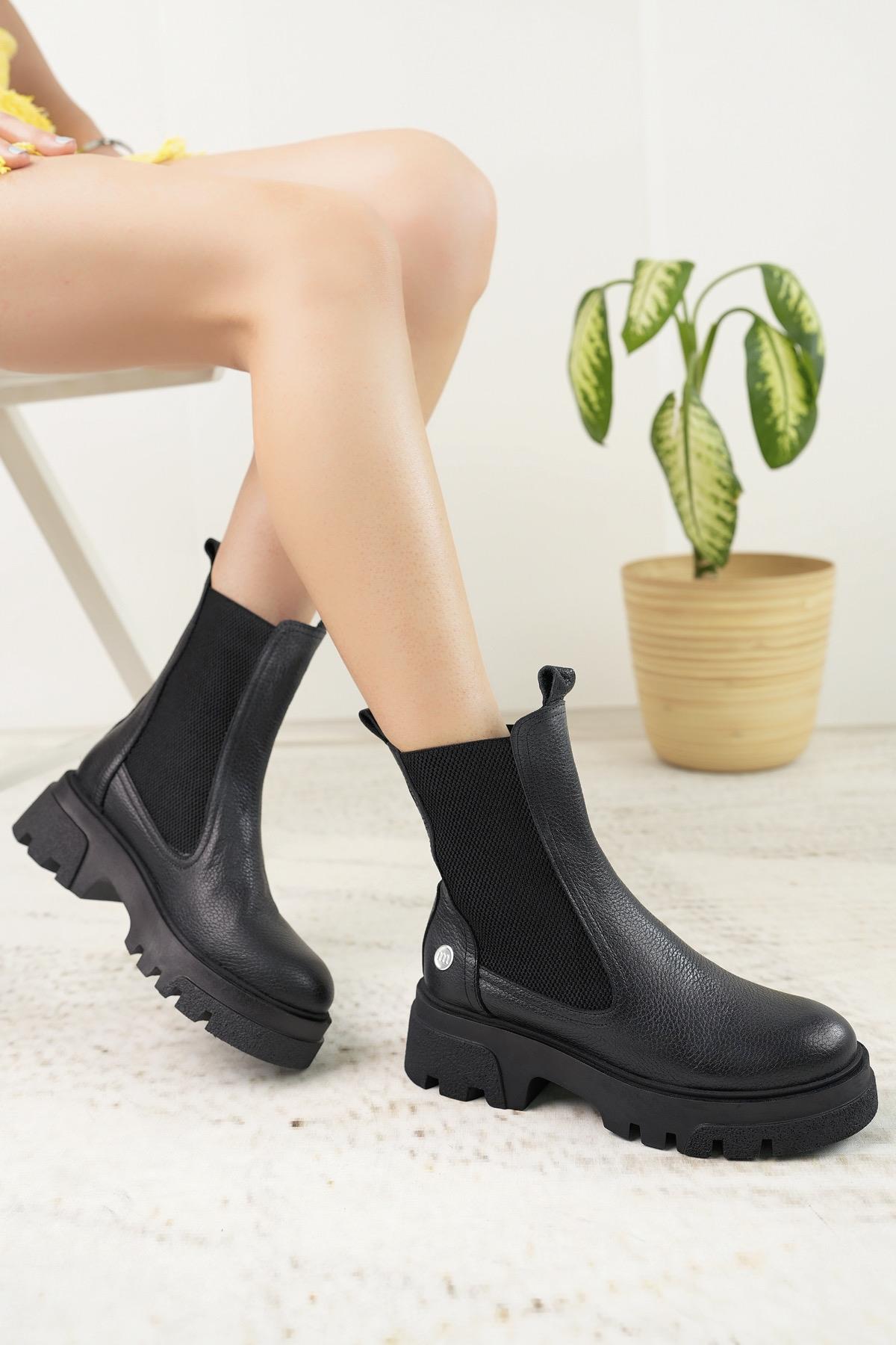 Mammamia D23KB 1500 Siyah Hakiki Deri Çift Lastikli Kadın Bot