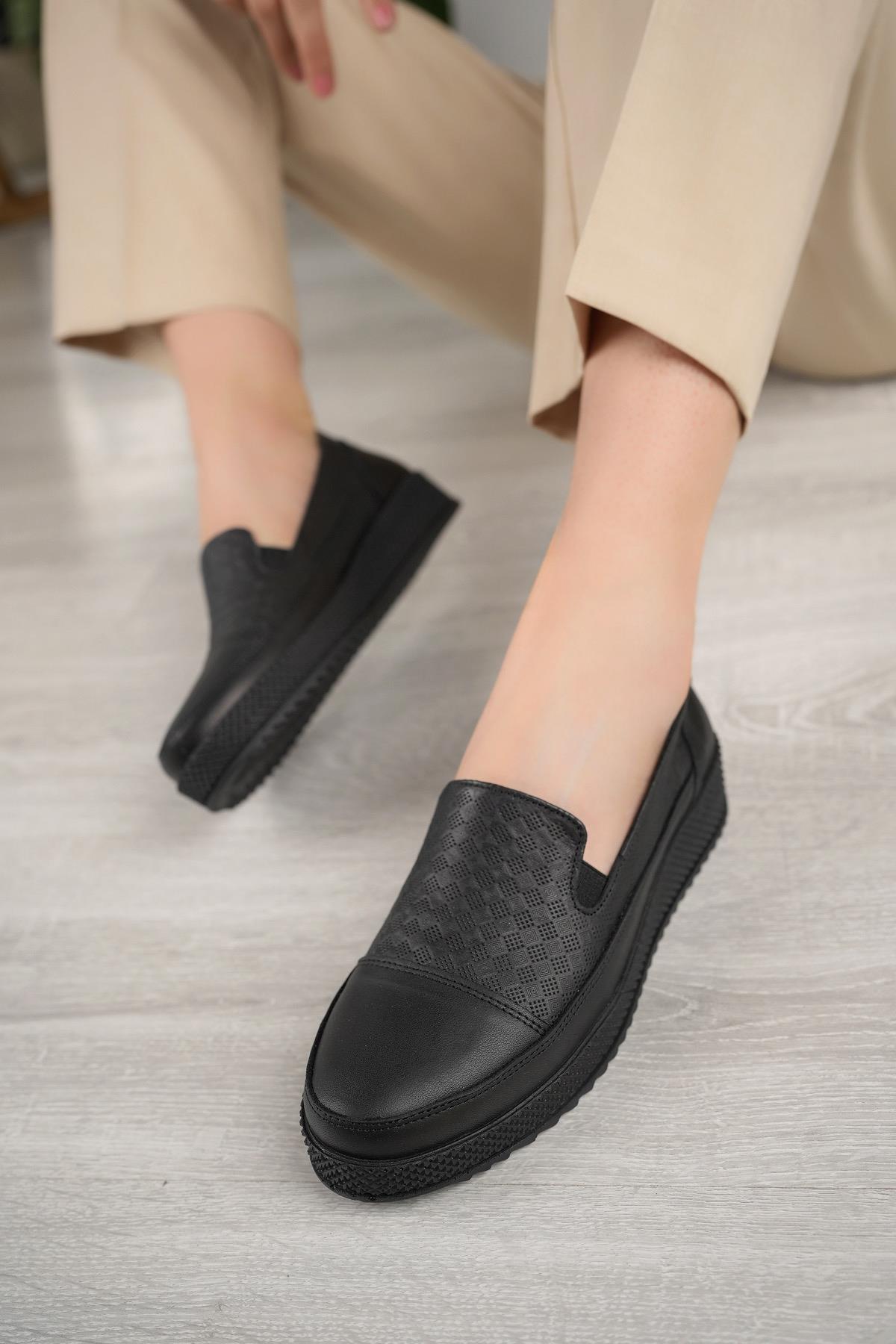 Mammamia D24YA 3595 Siyah Hakiki Deri Anatomik Kadın Ayakkabı