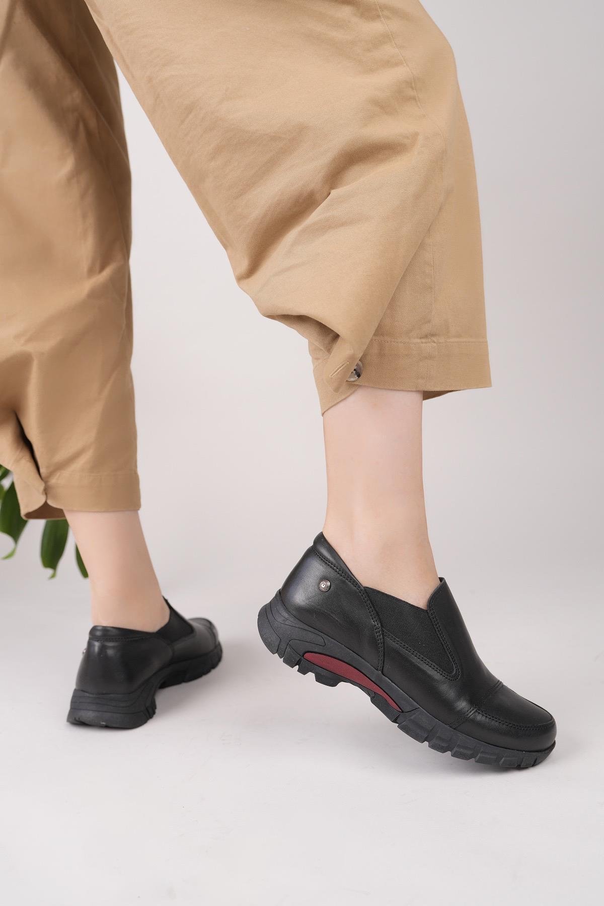 Mammamia D25KA 3480 Siyah Hakiki Deri Kadın Ayakkabı