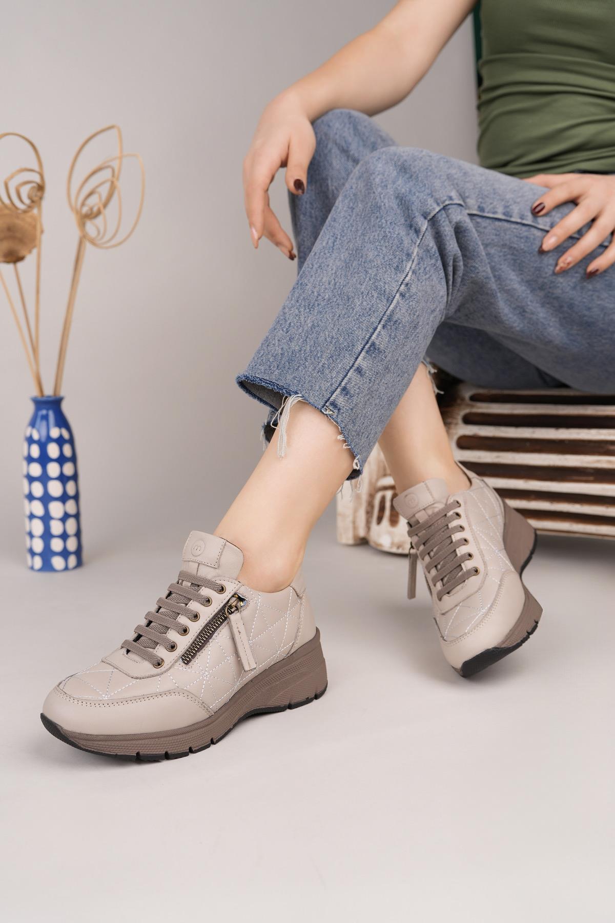 Mammamia D25KA 3605 Gri Hakiki Deri Dolgu Topuk Kadın Ayakkabı