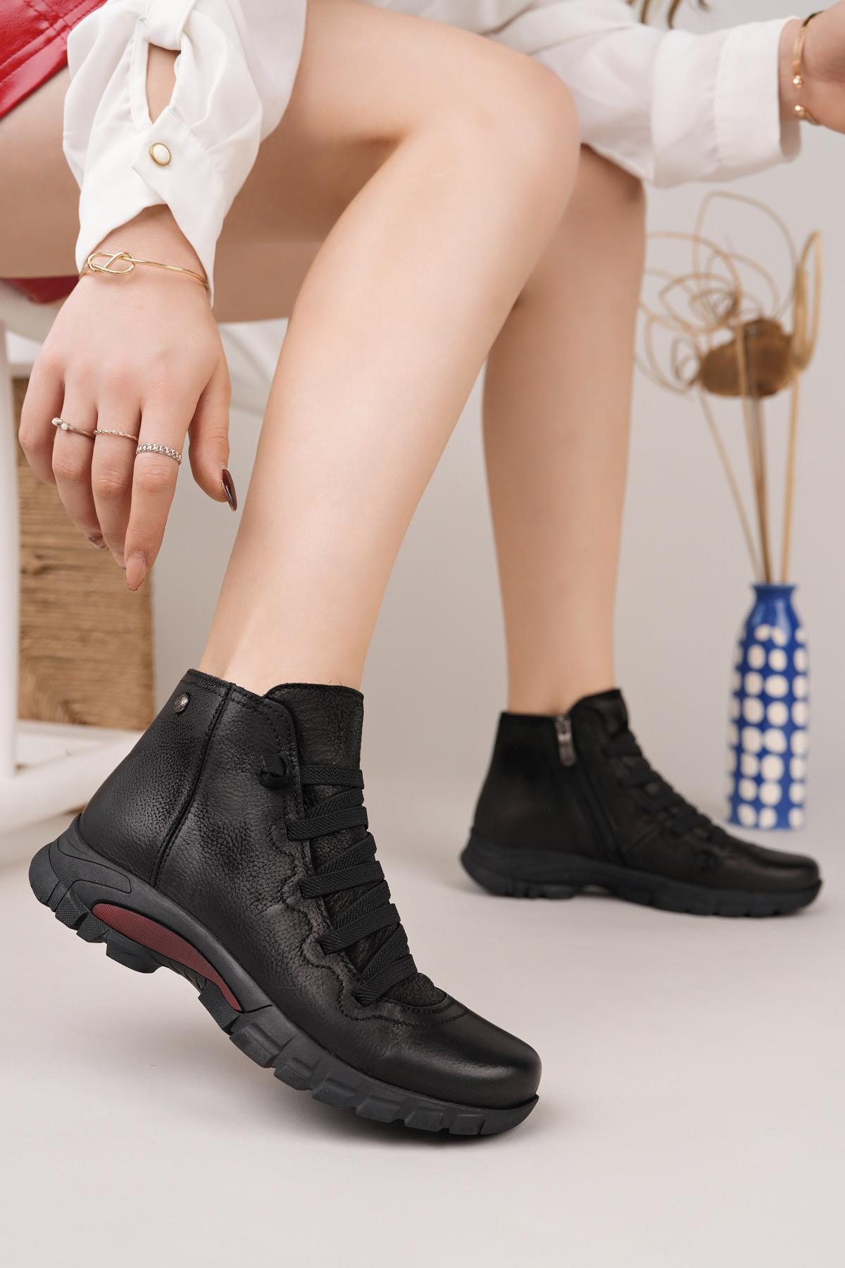 Mammamia D25KB 4465 Siyah Hakiki Nubuk Deri Fermuarlı Kadın Bot