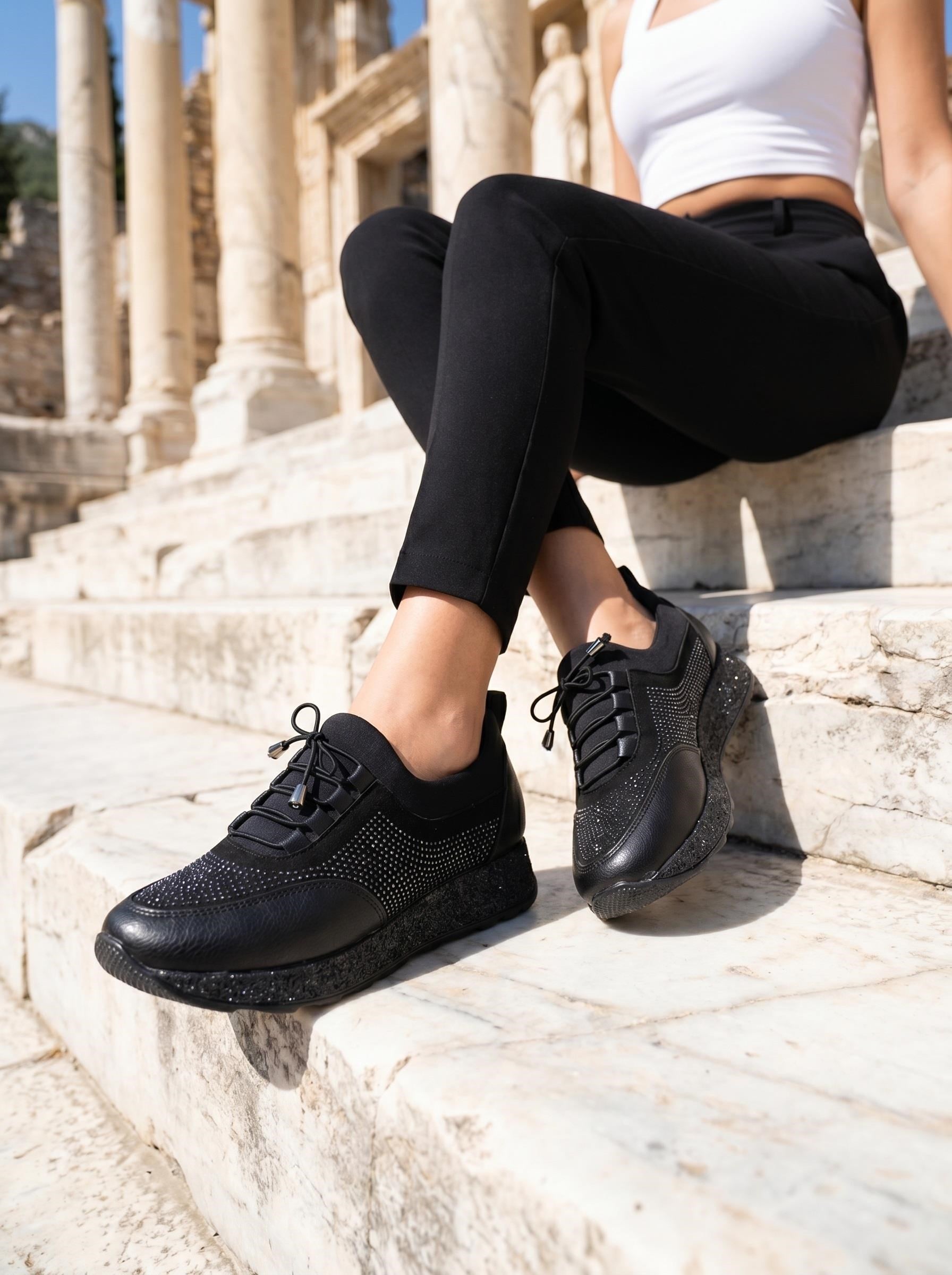 Nesil Shoes Acr 15 Siyah Taşlı Strech Kadın Ayakkabı