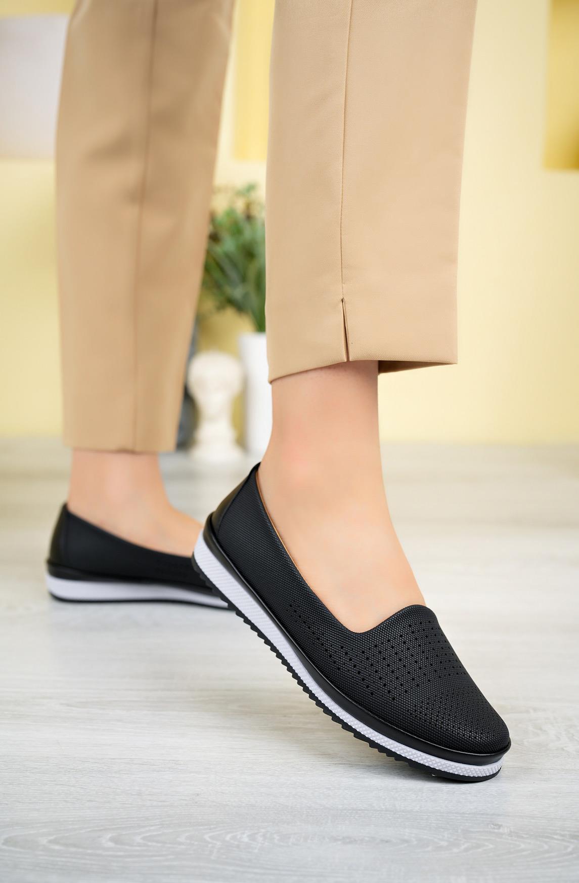 Nesil Shoes Ayzen 130 Siyah Anatomik Kadın Ayakkabı