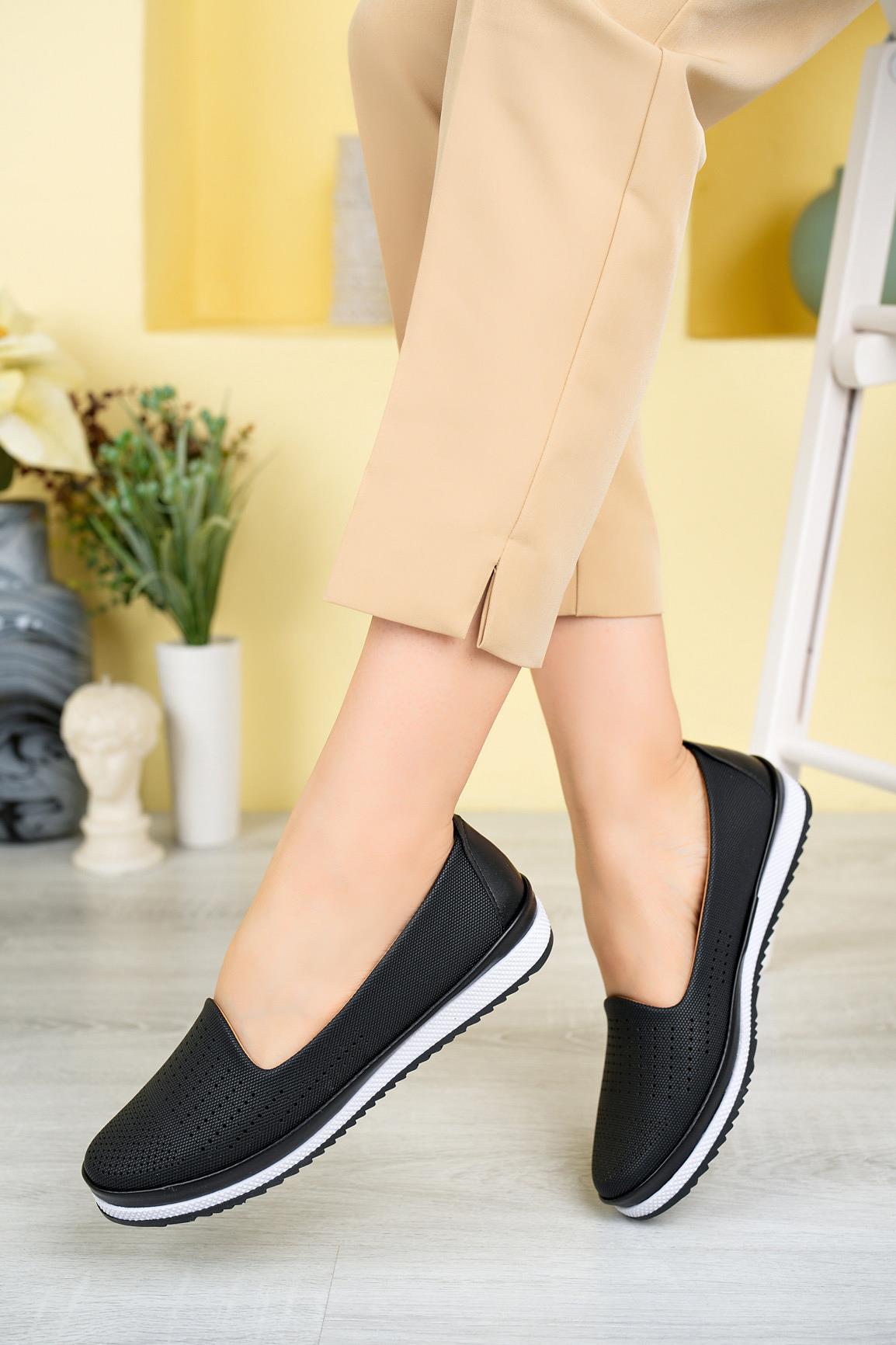 Nesil Shoes Ayzen 130 Siyah Anatomik Kadın Ayakkabı