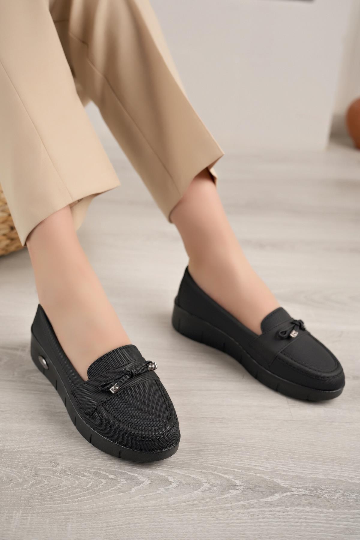 Nesil Shoes Ayzen 502 Siyah Kot Anatomik Kadın Ayakkabı