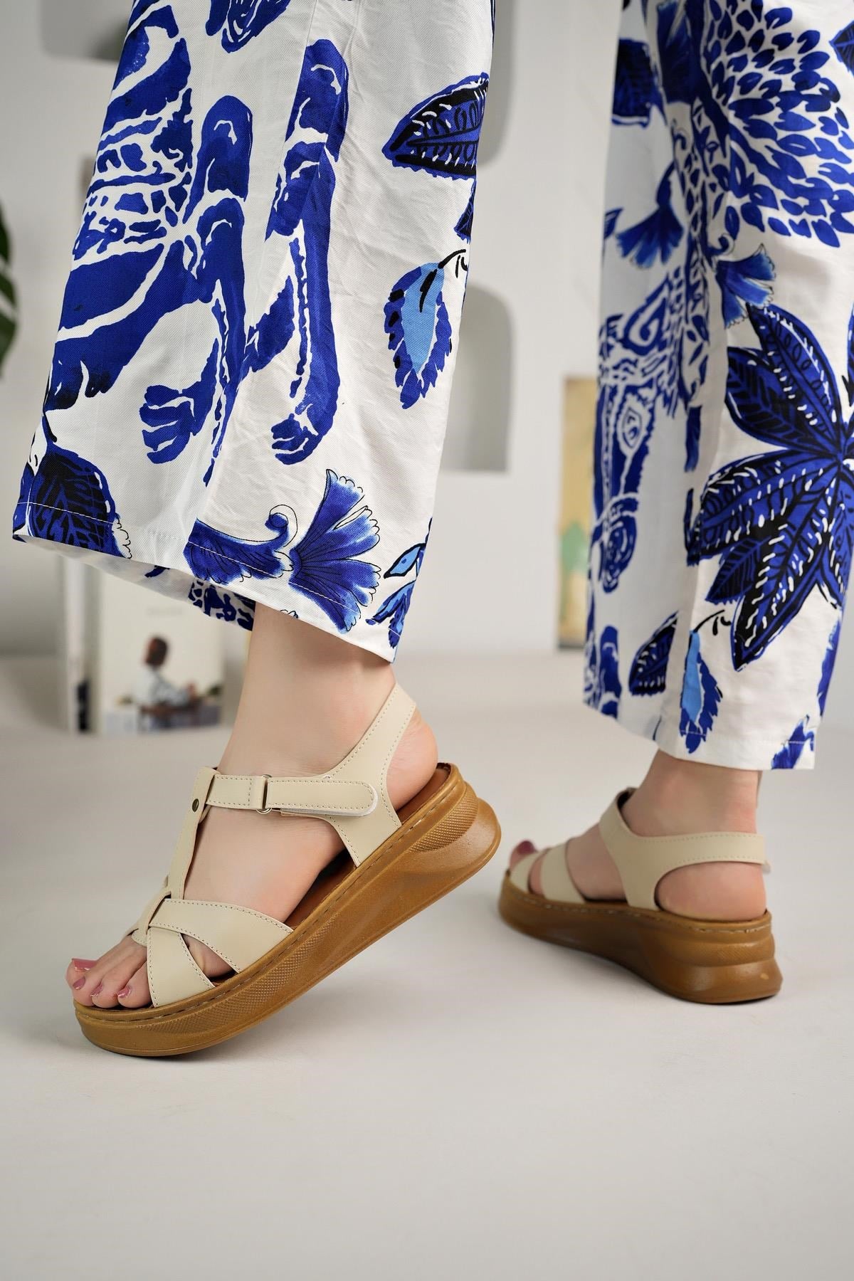 Nesil Shoes Bell 152 Bej Anatomik Kadın Sandalet