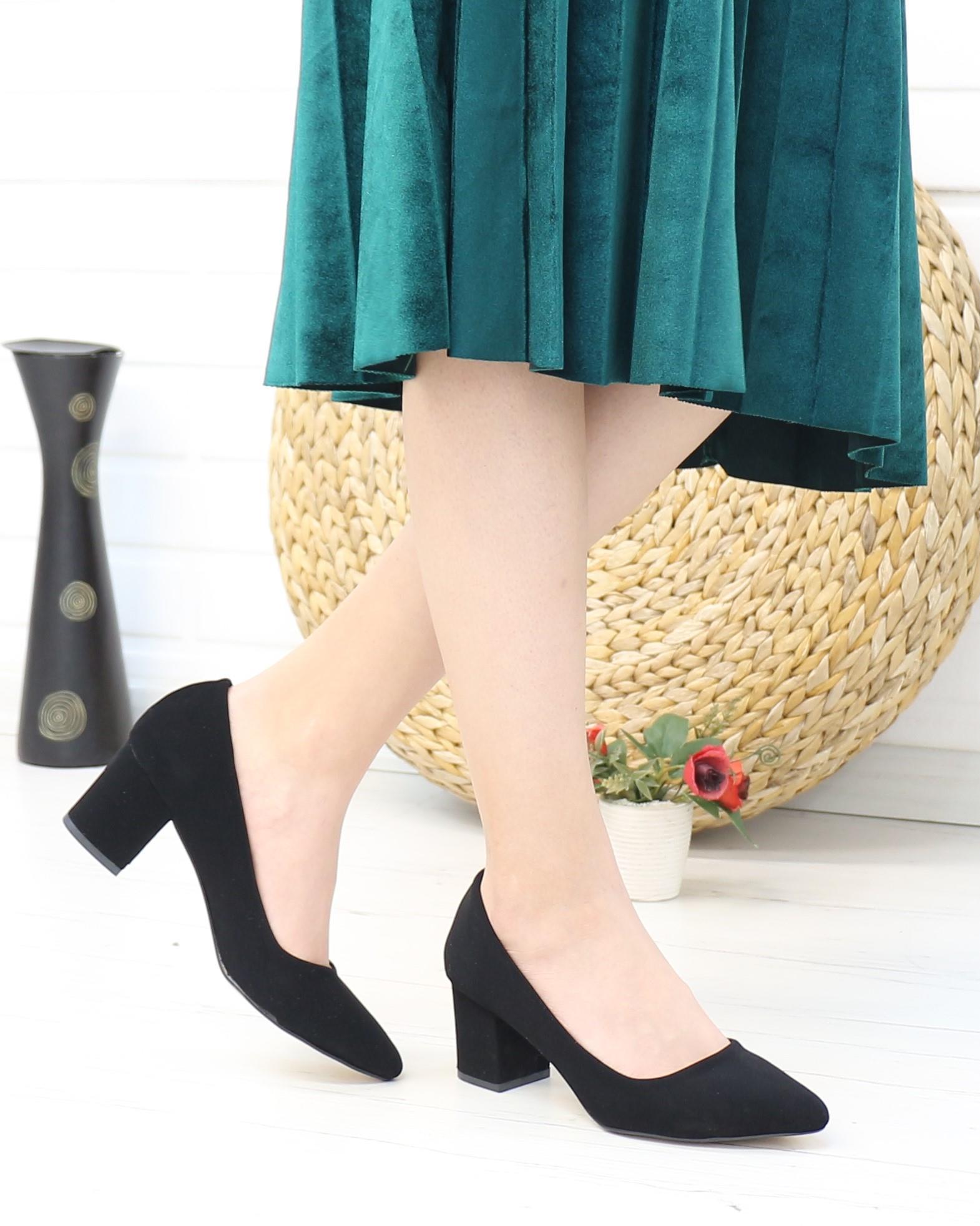Nesil Shoes Bln 410 Siyah Süet Günlük Topuklu Kadın Ayakkabı