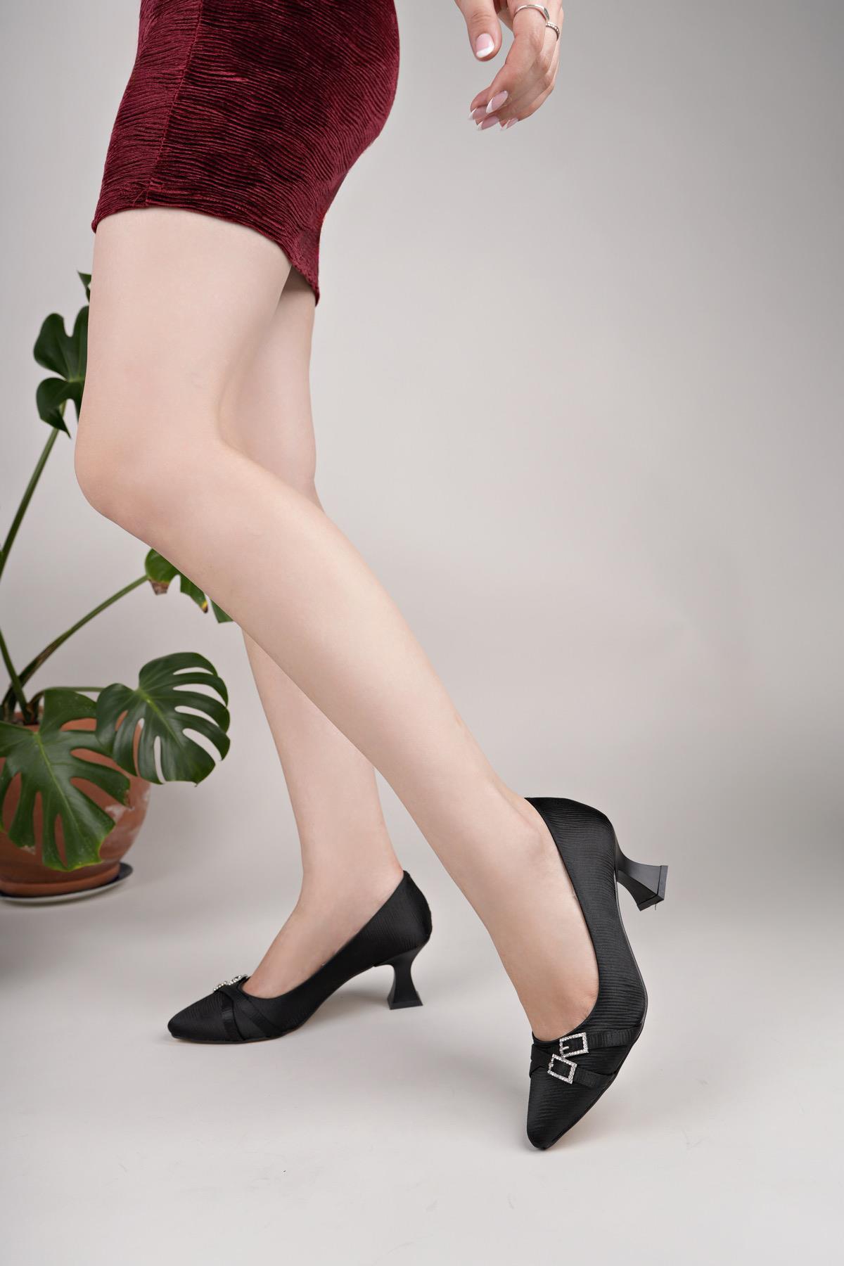 Nesil Shoes Bln 830 Siyah Kumaş Topuklu Kadın Ayakkabı