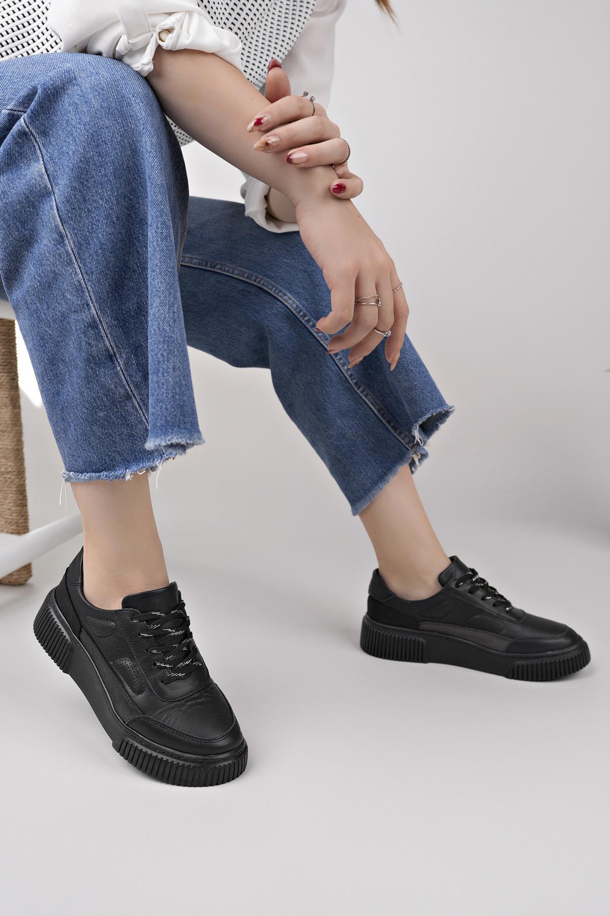 Nesil Shoes Comfo 100 Siyah Hakiki Soft Deri Kadın Sneakers