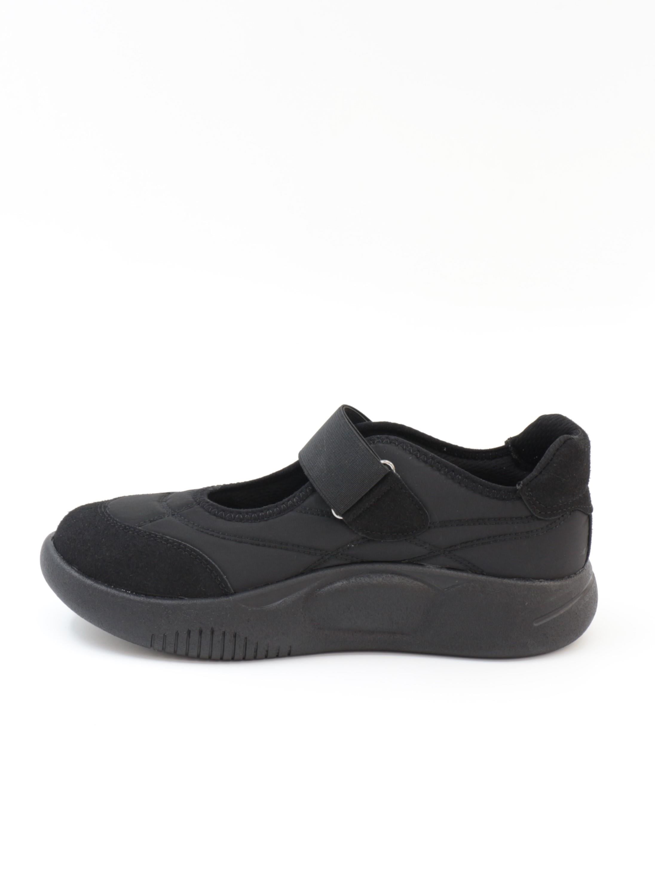 Nesil Shoes Conf 112 Siyah Cırtlı Anatomik Kadın Sneakers