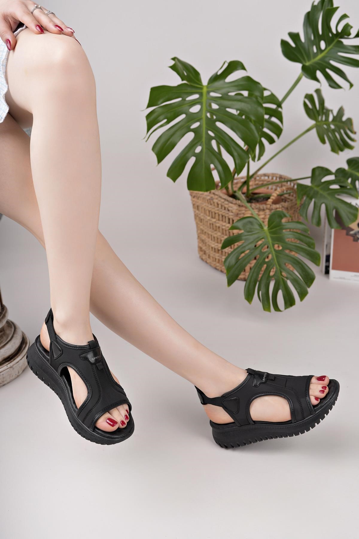 Nesil Shoes Conf 221 Siyah Masaj Tabanlı Kadın Sandalet