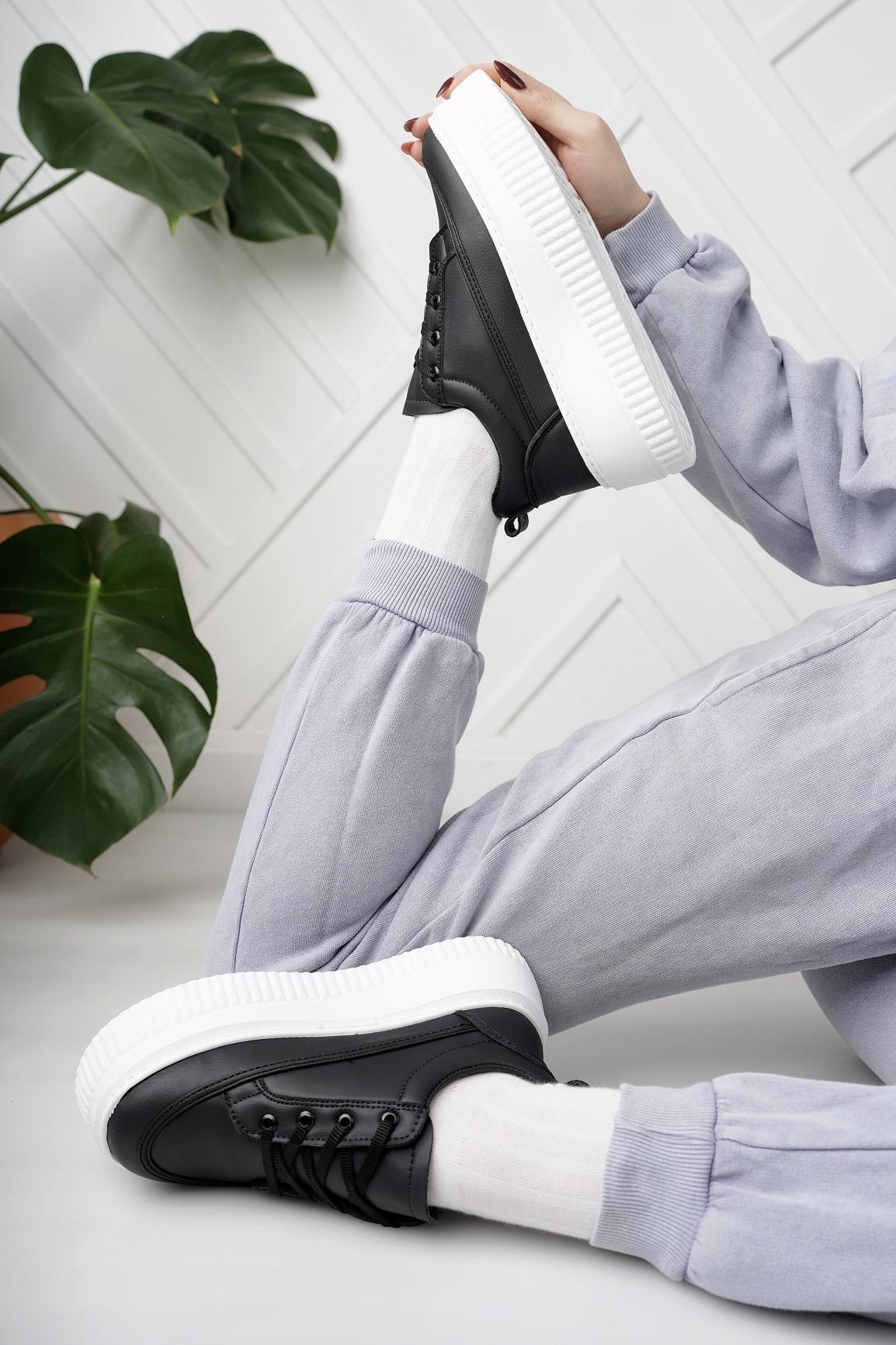 Nesil Shoes Dvm 1010 Siyah Beyaz Kalın Taban Kadın Sneakers