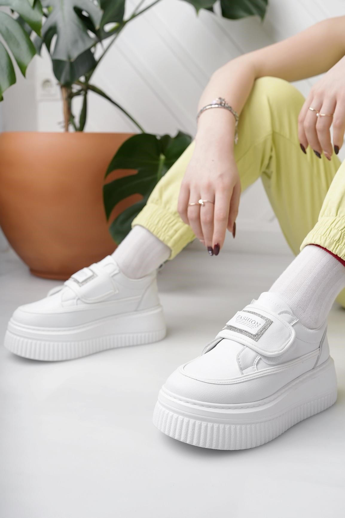 Nesil Shoes Dvm 1111 Beyaz Cırtlı Kalın Taban Kadın Sneakers