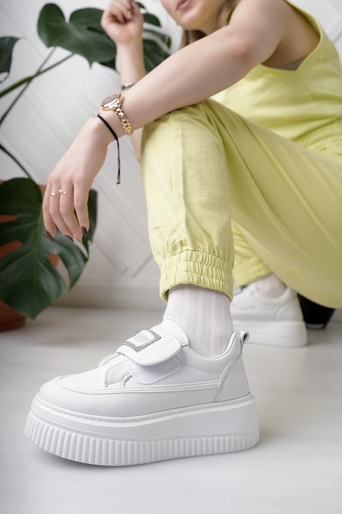 Nesil Shoes Dvm 1111 Beyaz Cırtlı Kalın Taban Kadın Sneakers