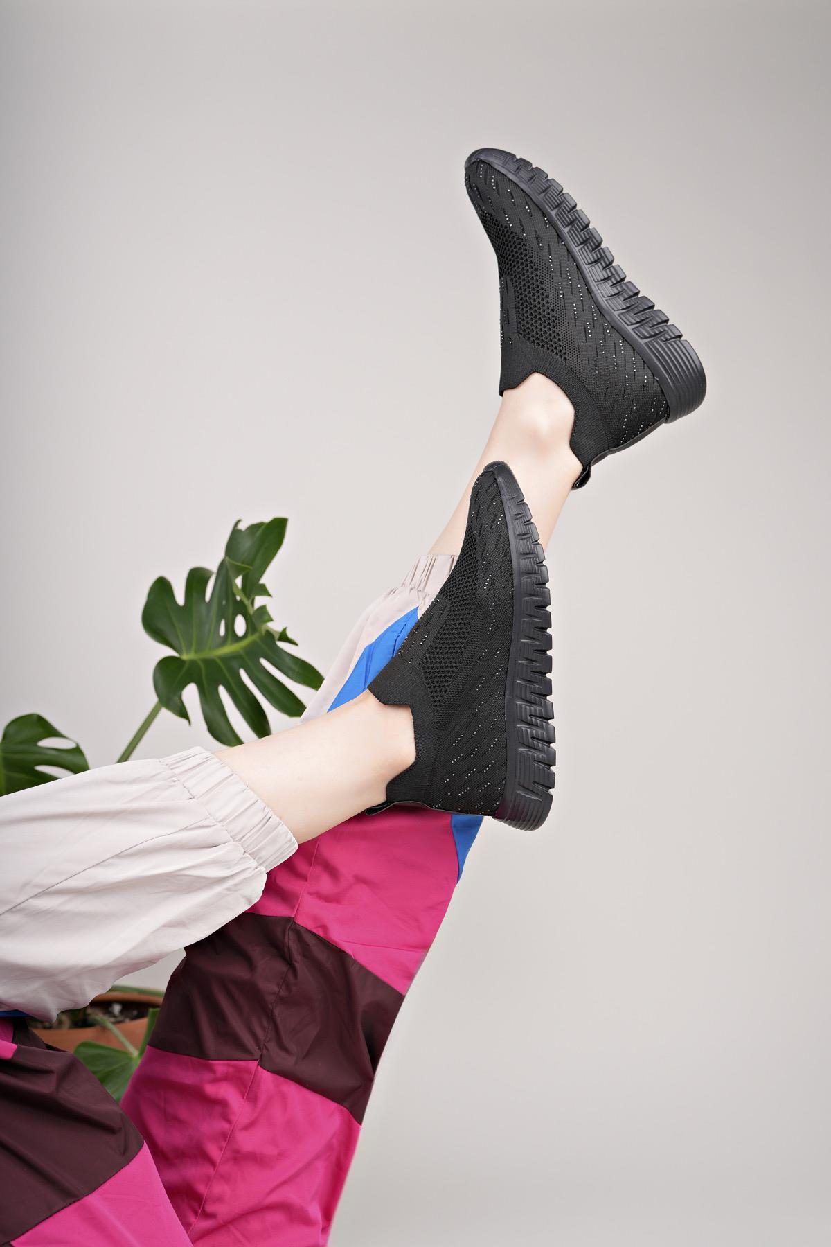 Nesil Shoes Dvm 502 Siyah Triko Örgü Taşlı Kadın Sneakers