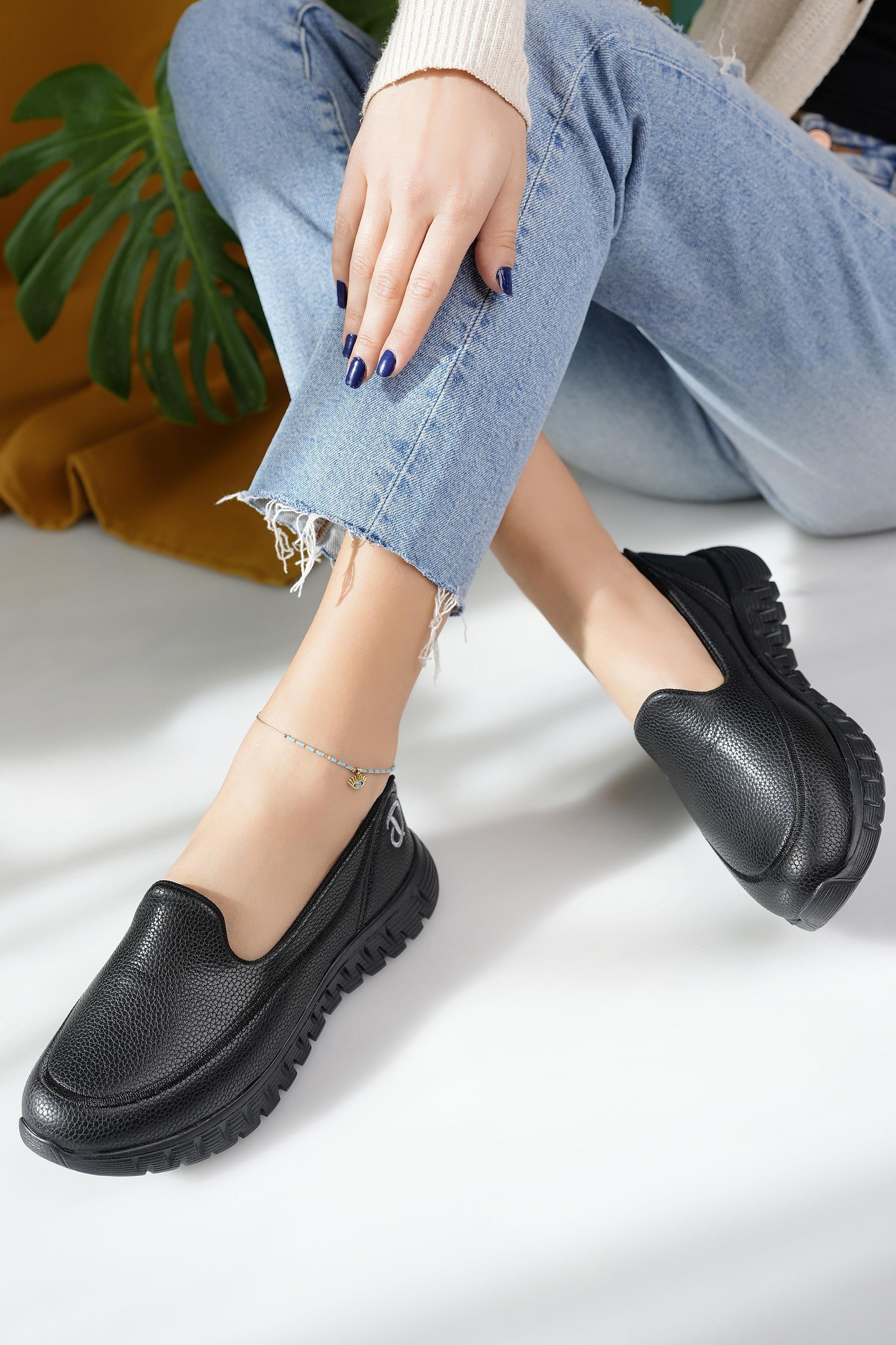 Nesil Shoes Dvm 810 Siyah Baskı Faylon Taban Kadın Yürüyüş Ayakkabısı