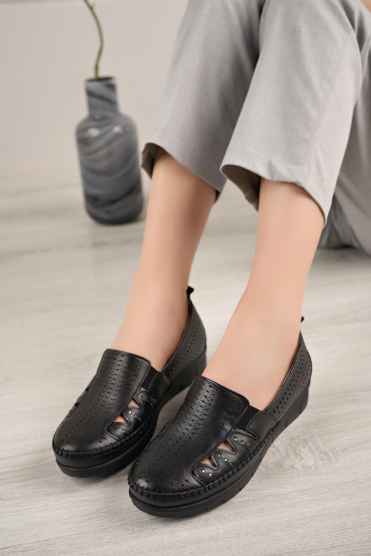 Nesil Shoes Erol 1255 Siyah Hakiki Deri Yazlık Kadın Ayakkabı