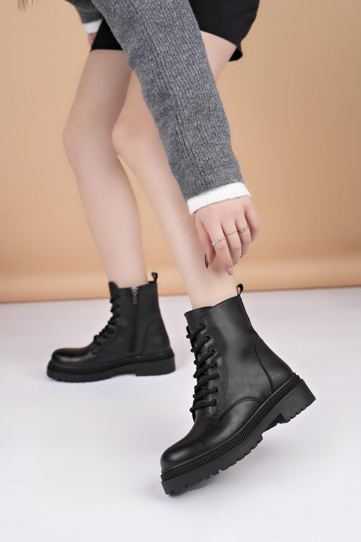 Nesil Shoes Fncy 400 Siyah Postal Kadın Bot