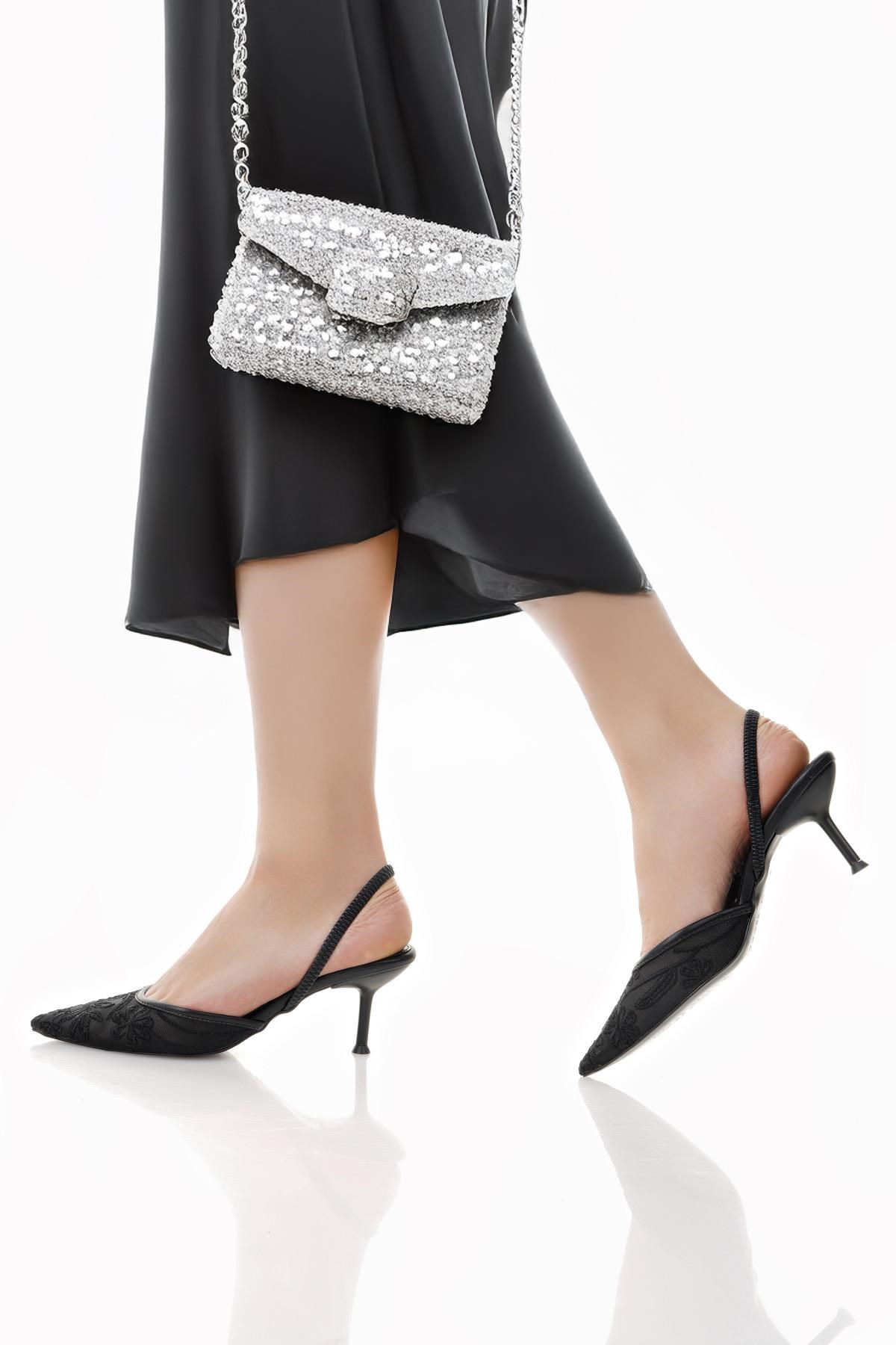 Nesil Shoes Hkm 212 Siyah Dantel Topuk Kadın Sandalet