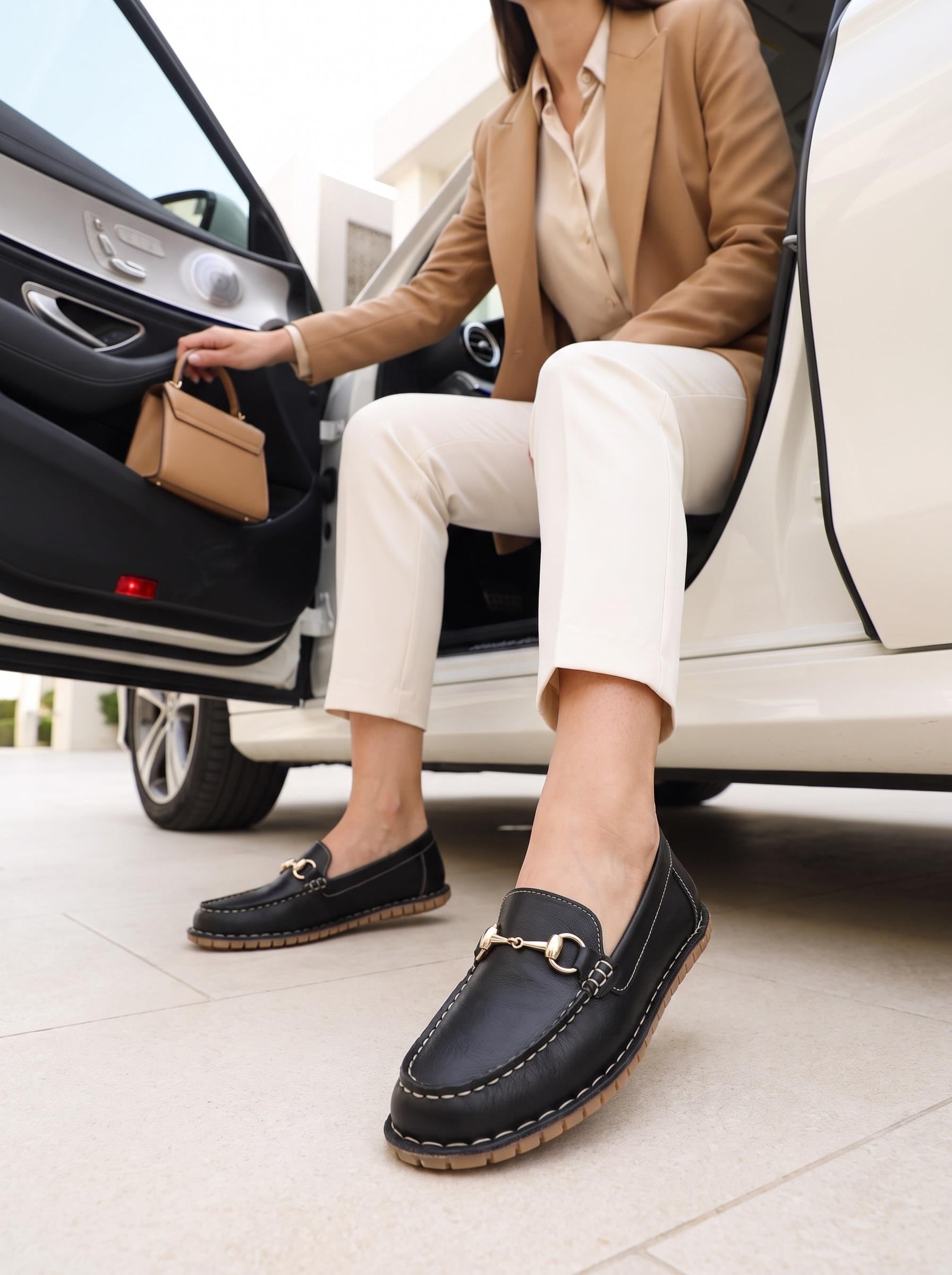 Nesil Shoes İzel 155 Siyah Hakiki Deri Kadın Ayakkabı