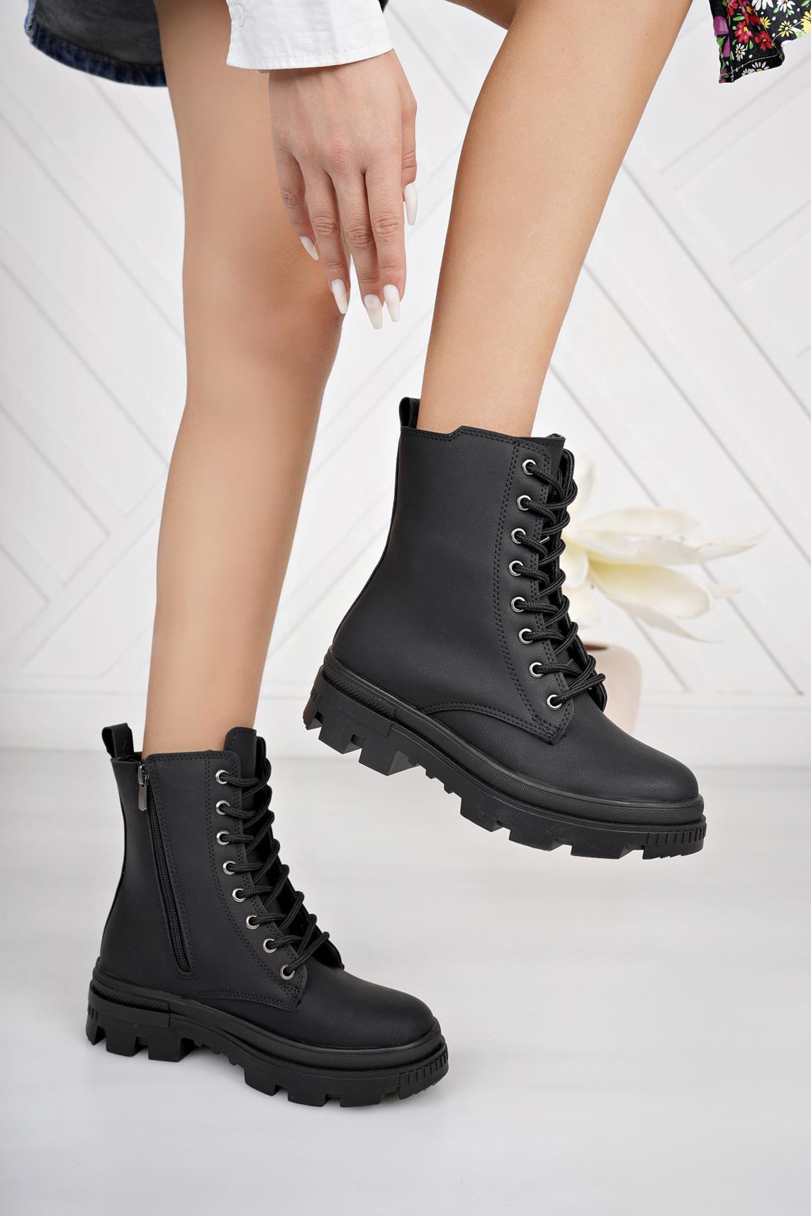 Nesil Shoes Neyna 1328 Siyah Zümrüt Bağcıklı Kadın Bot