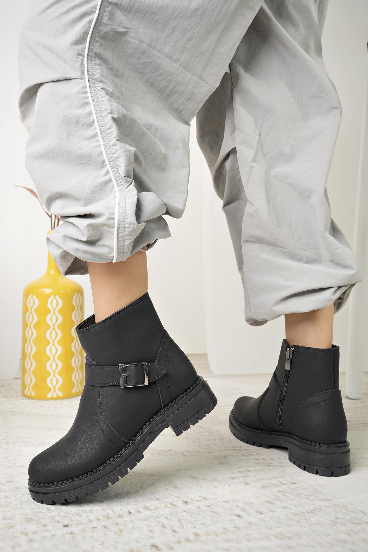 Nesil Shoes Neyna 624 Siyah Zümrüt Fermuarlı Kadın Bot