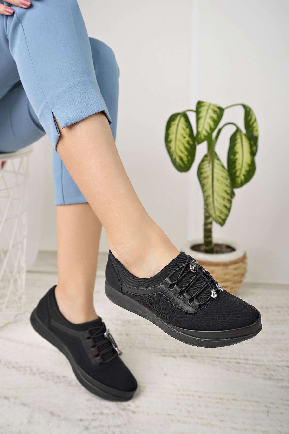 Nesil Shoes Sdf 702 Siyah Kot Anatomik Kadın Ayakkabı