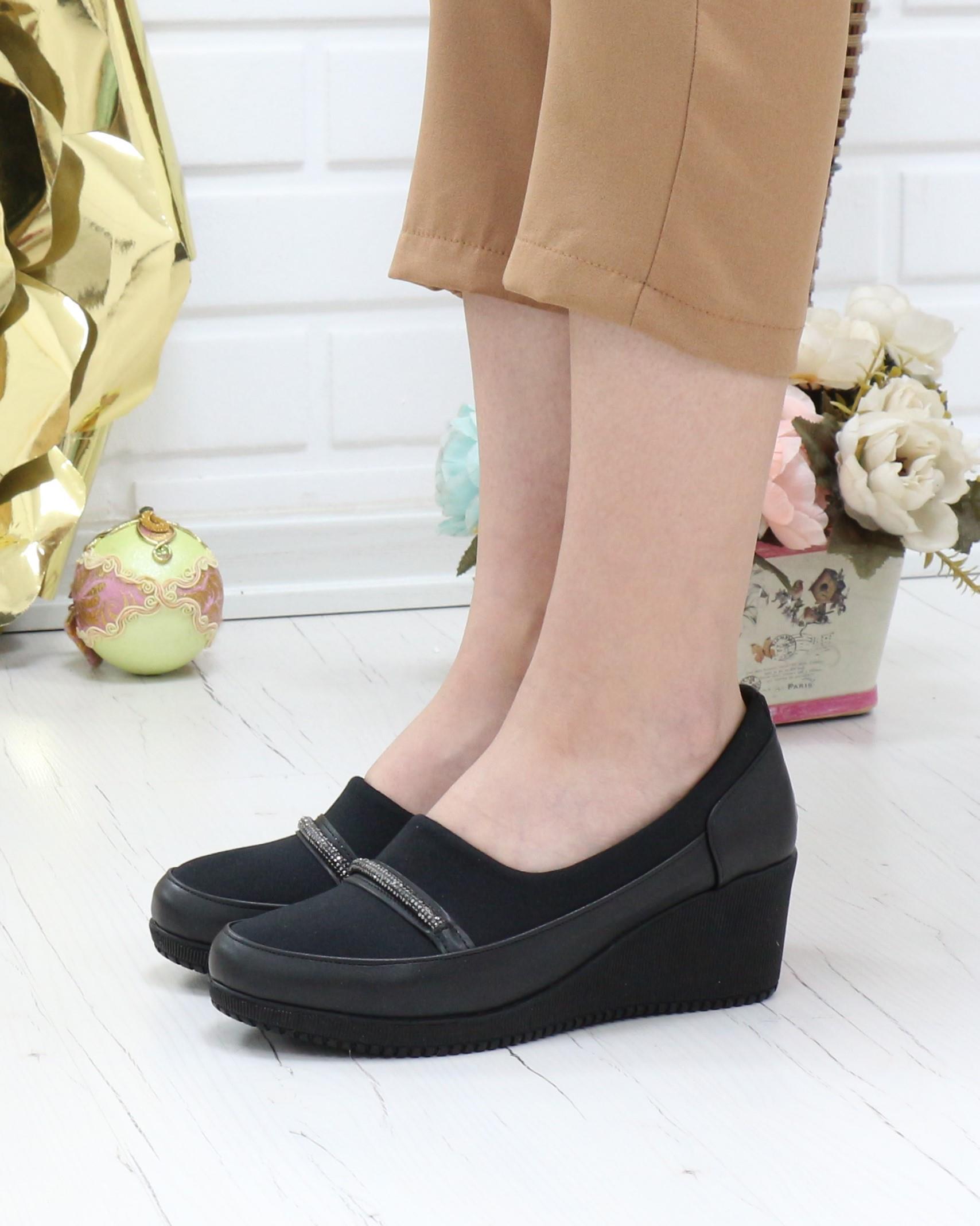 Nesil Shoes Sdf A06 Siyah Strech Dolgu Kadın Ayakkabı