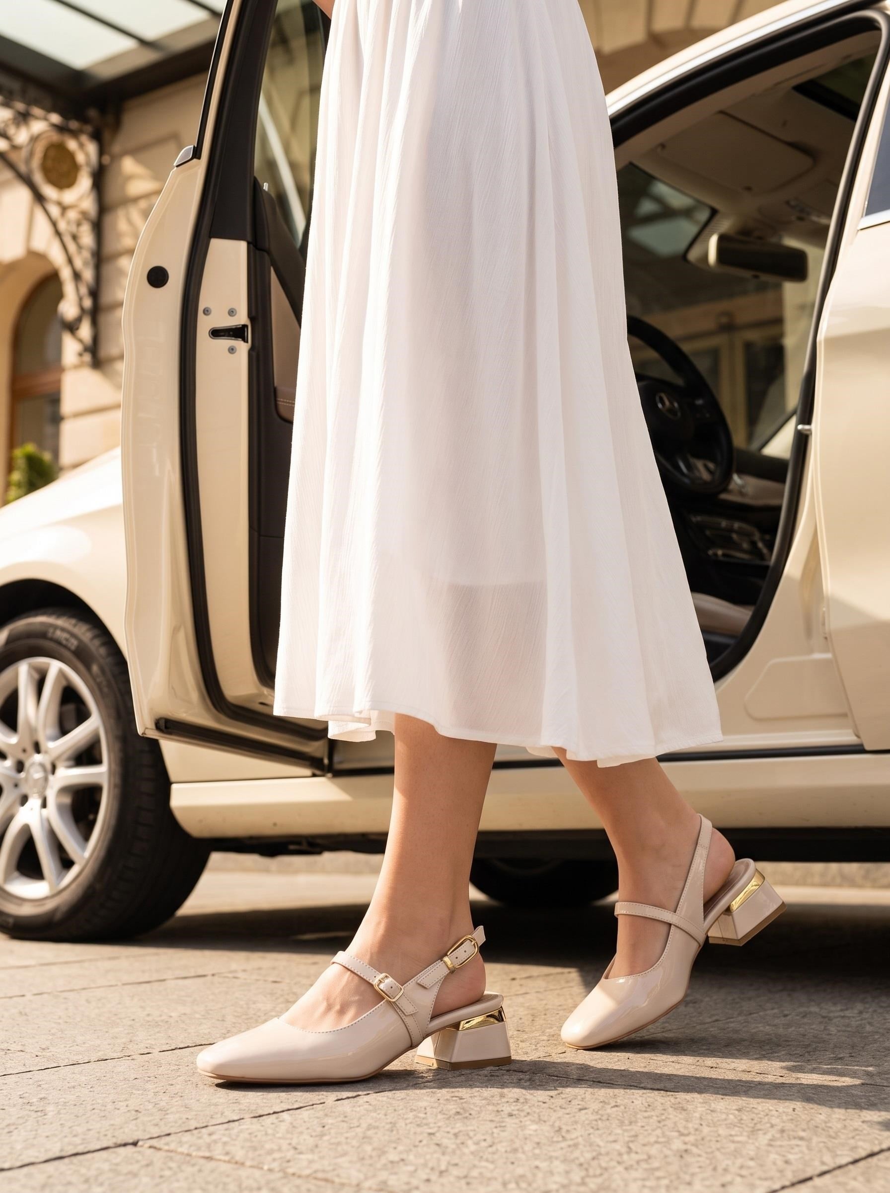 Nesil Shoes Senyo 405 Ten Rugan Tokalı Kadın Sandalet