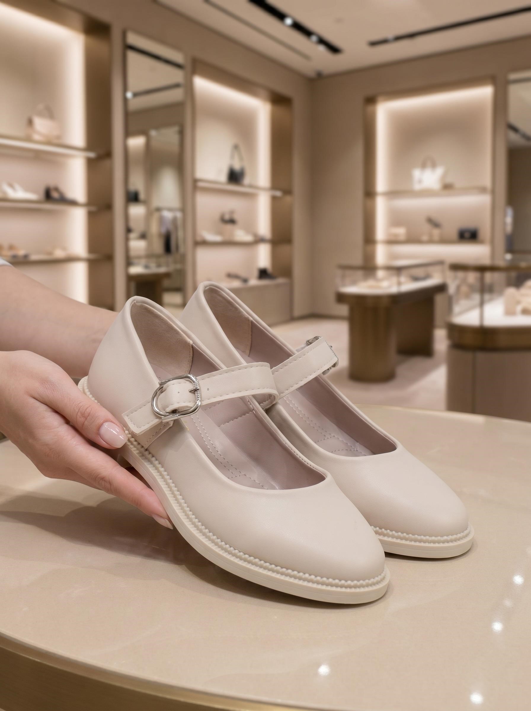 Nesil Shoes Süha 250 Bej Tokalı Balerin Kadın Babet