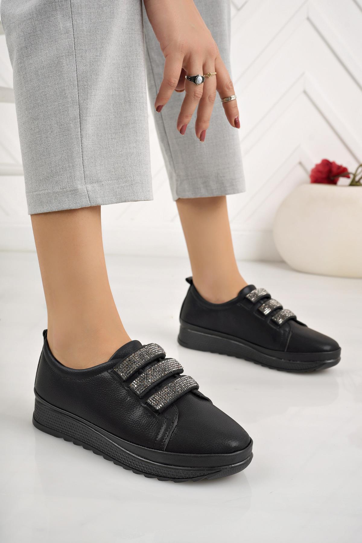 Nesil Shoes Süha 951 Siyah Kristal Taşlı Anatomik Kadın Ayakkabı