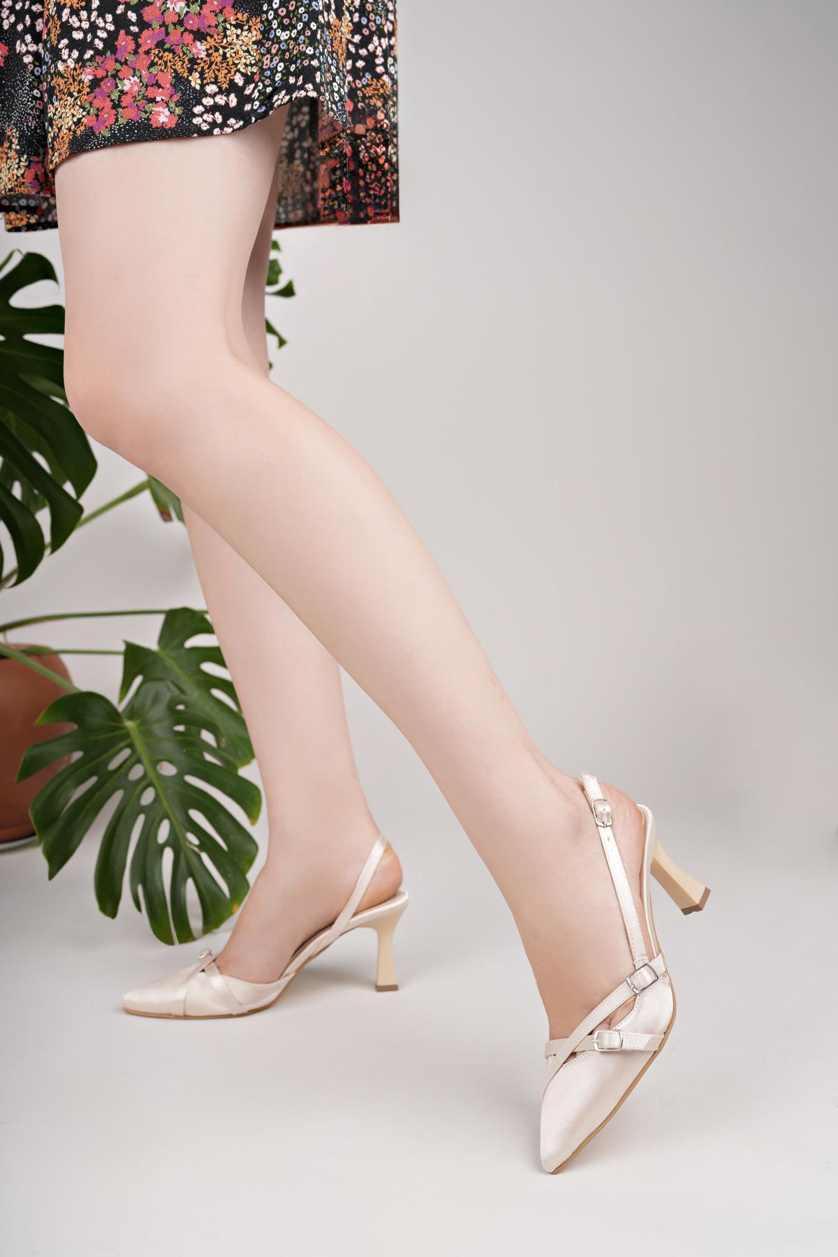 Nesil Shoes Uraz 500 Ten Saten Çift Toka Kadın Sandalet