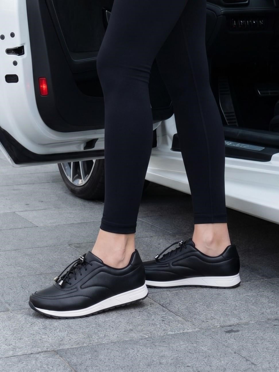 Nesil Shoes Wiss 1120 Siyah Anatomik Kadın Sneakers