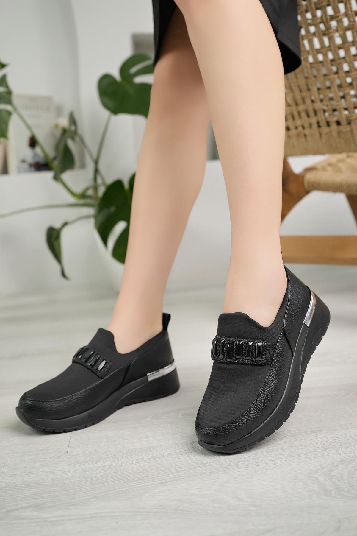 Nesil Shoes Wiss 330 Siyah Anatomik Kadın Ayakkabı