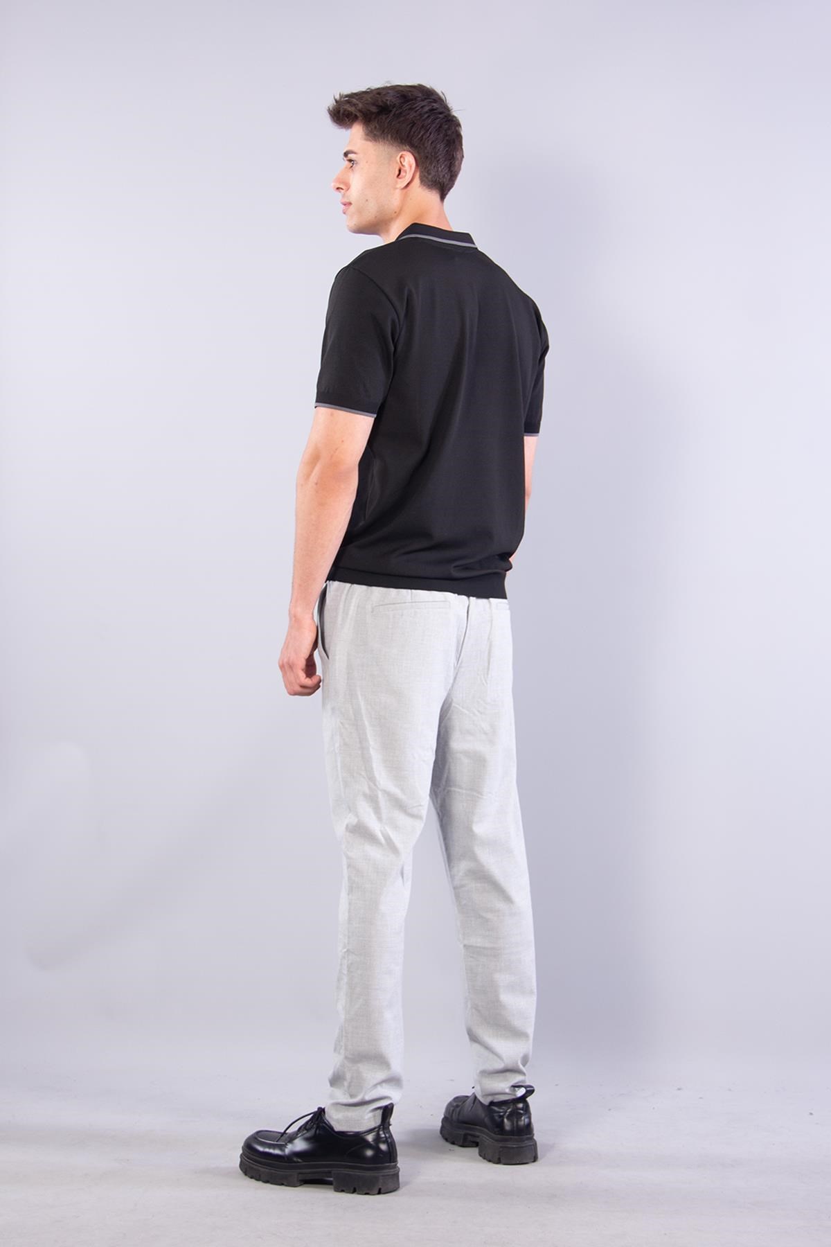 T-shirtmckanzie103 Polo Yakası Fermuarlı Kol Ve Yaka Ucu Şeritlikadınerkek
