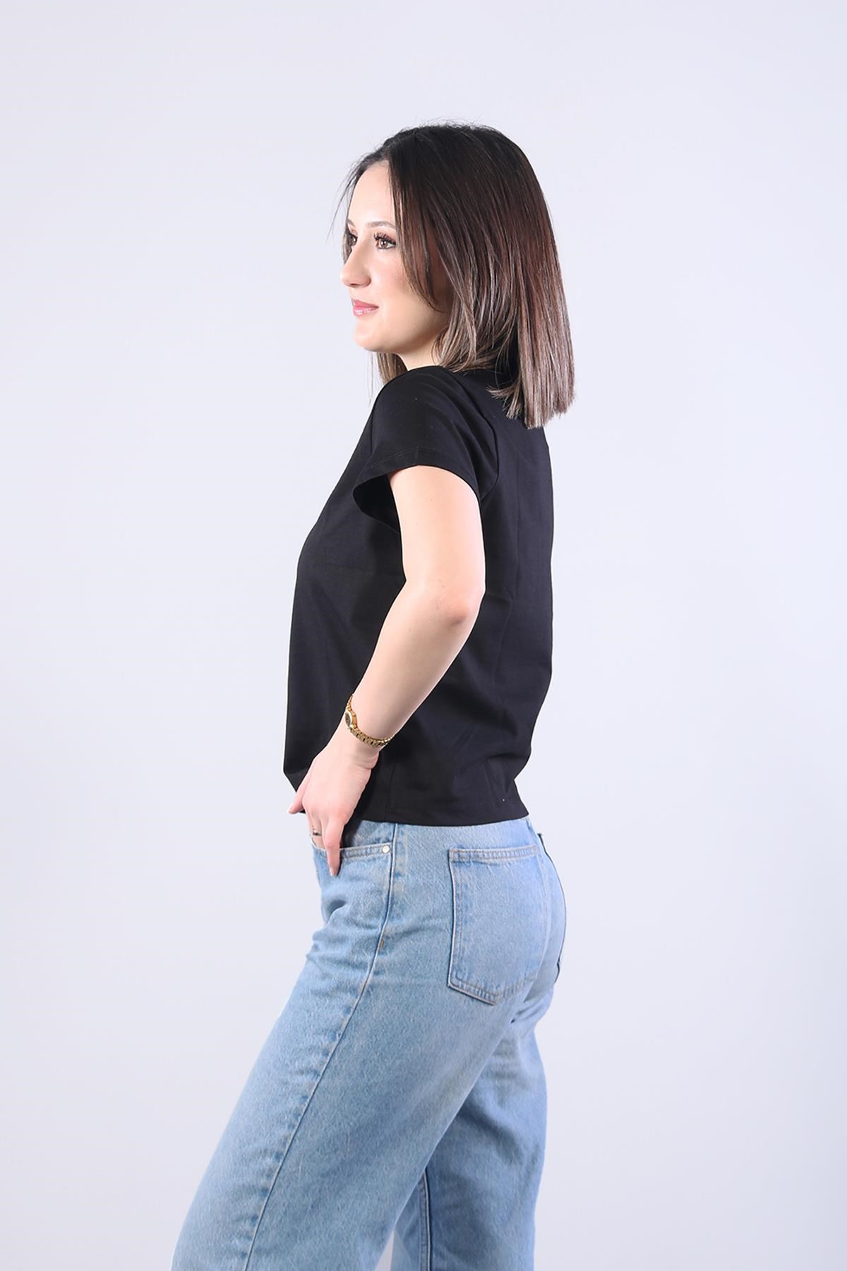 T-shirtmckanzie10532 Sol Göğsü Çiçek Paris Nakışlı T-shirtkadınerkek