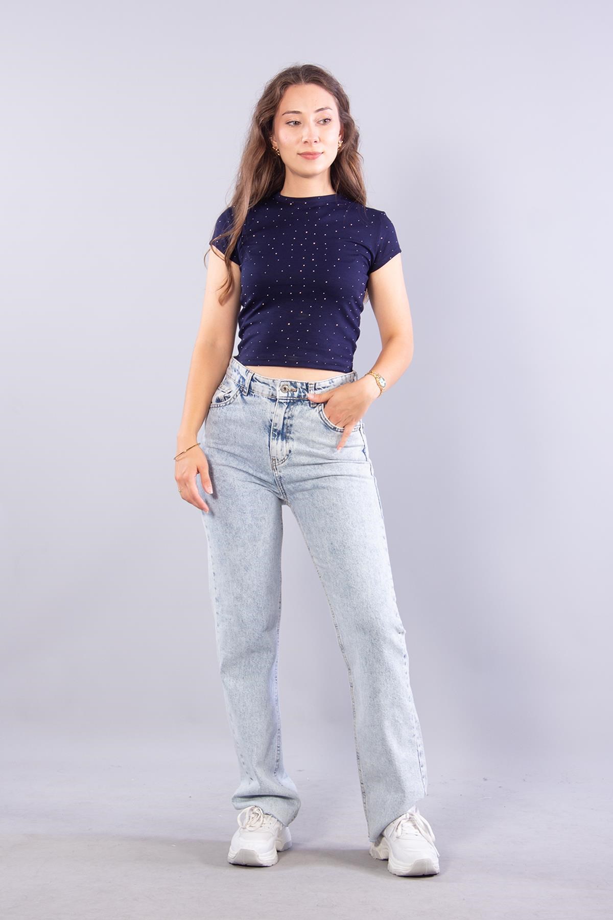 Bluzmckanzie11445 Taşlı Kısa O Yaka Bluzkadınerkek