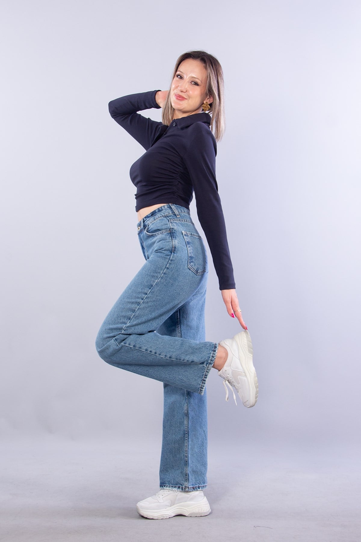 Bluzmckanzie12476 Yanları Büzgülü Düğmeli Yakalı Bluzkadınerkek