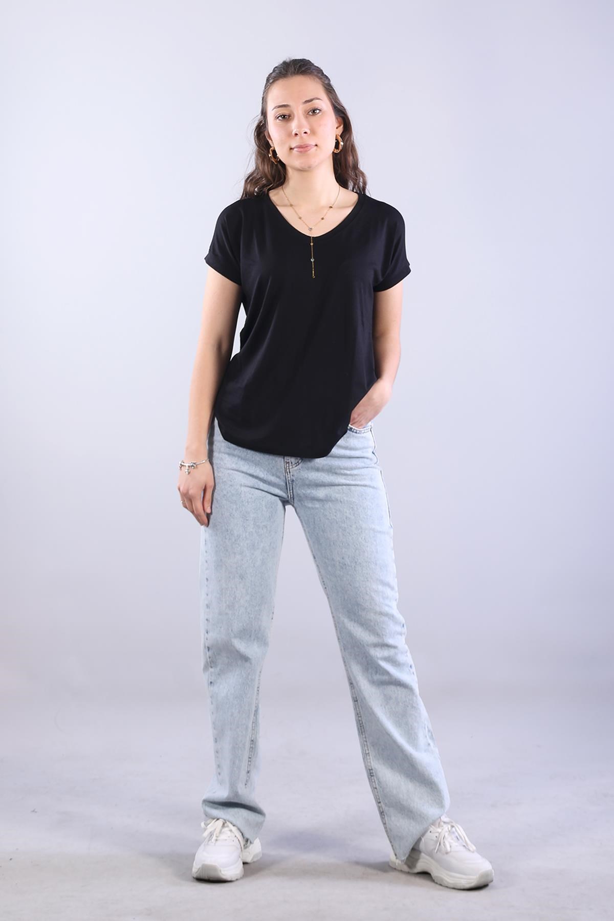 Bodymckanzie2000 V Yaka Yırtmaçlı Bodykadınerkek