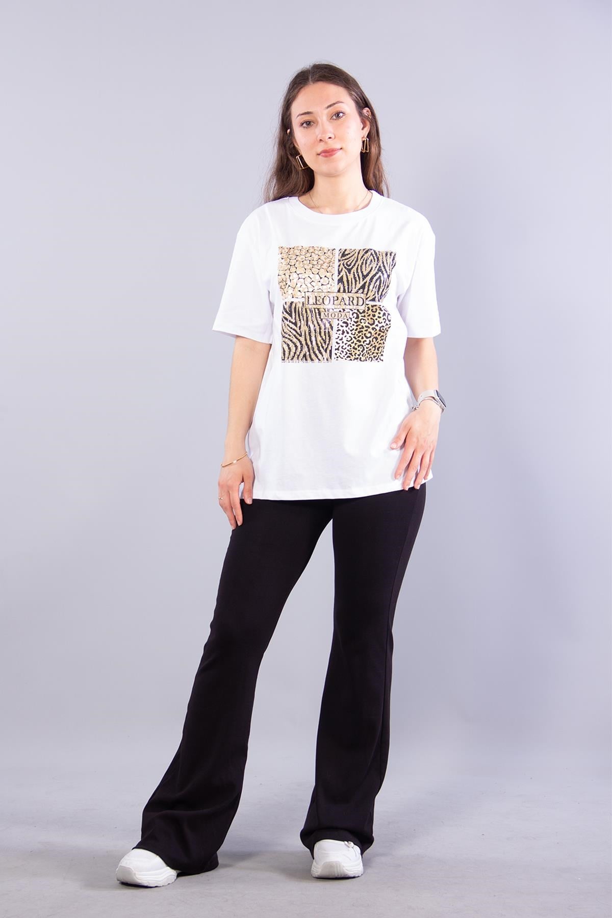 T-shirtmckanzie2002 Leopar Desenli Taşlı Leopard O Yaka T-shirtkadınerkek