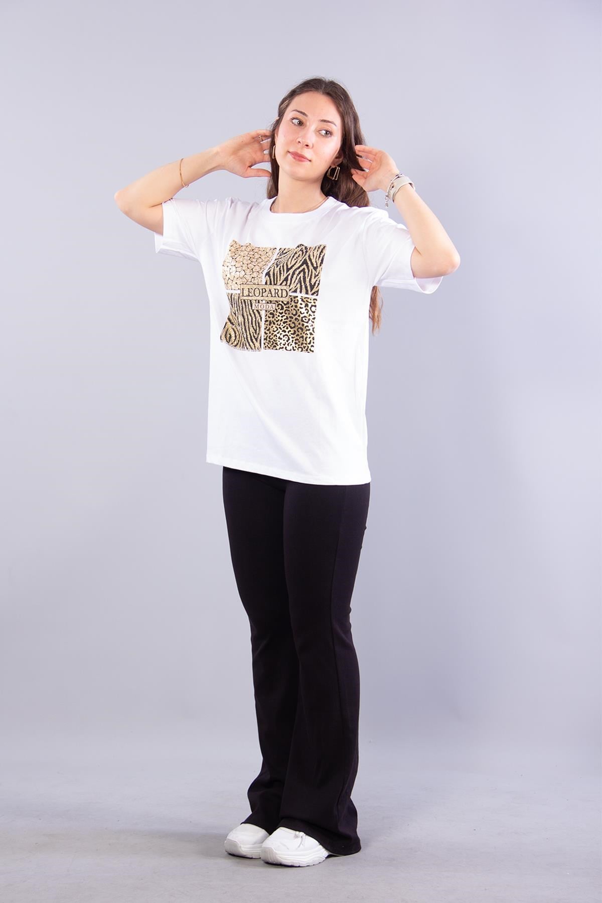 T-shirtmckanzie2002 Leopar Desenli Taşlı Leopard O Yaka T-shirtkadınerkek