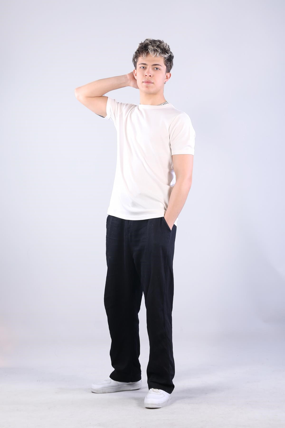 T-shirtmckanzie2143-1 Full Need Ribana O Yaka T-shirtkadınerkek