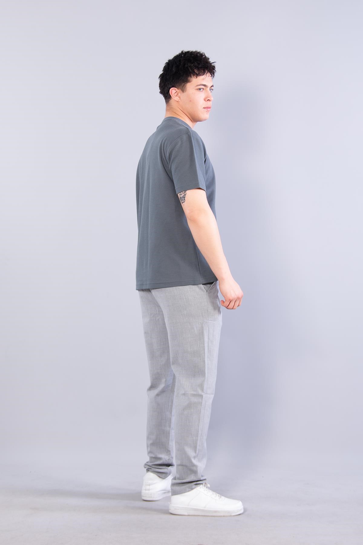 T-shirtmckanzie2351 Amerikan Pike O Yaka Regularfit T-shirtkadınerkek