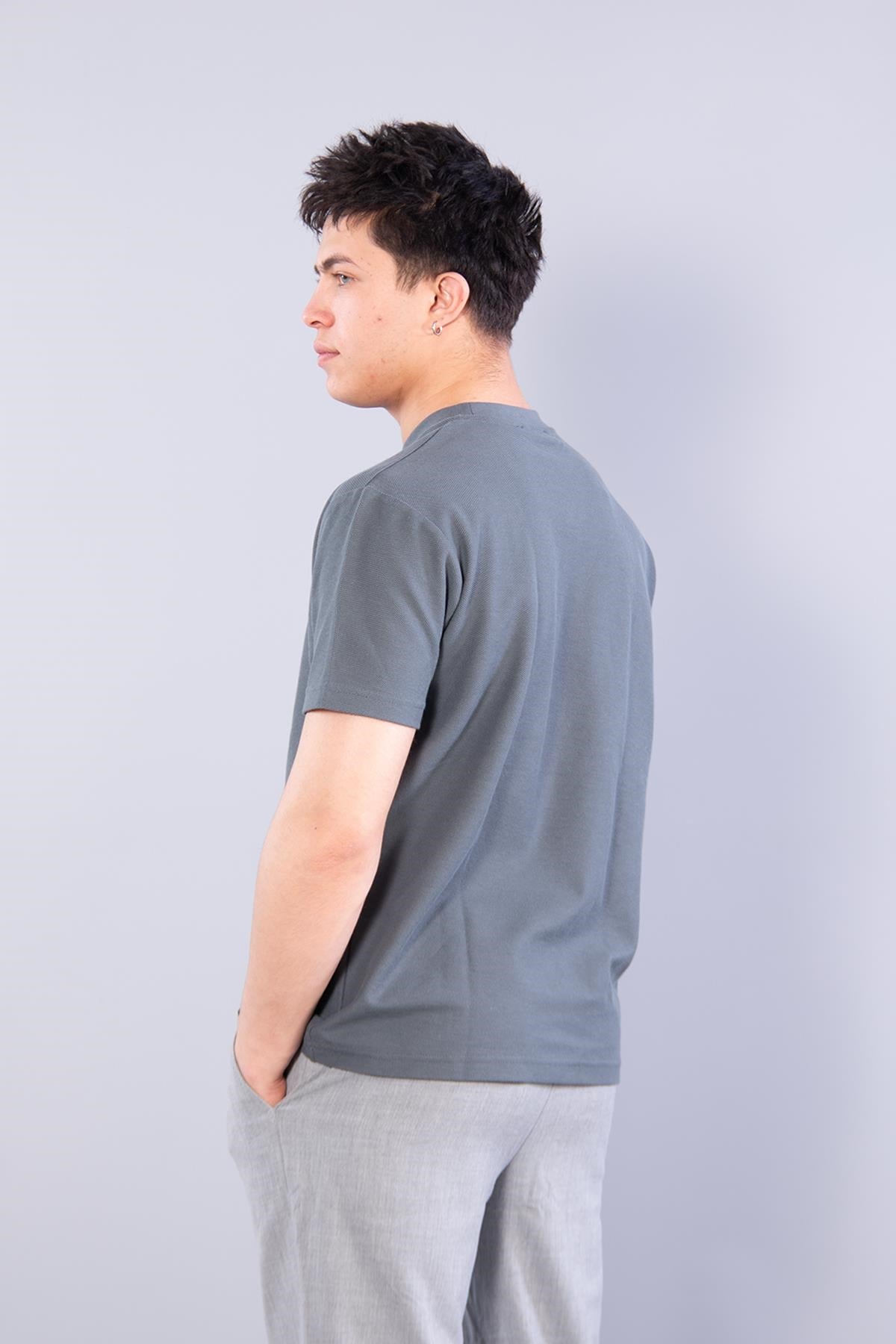 T-shirtmckanzie2351 Amerikan Pike O Yaka Regularfit T-shirtkadınerkek