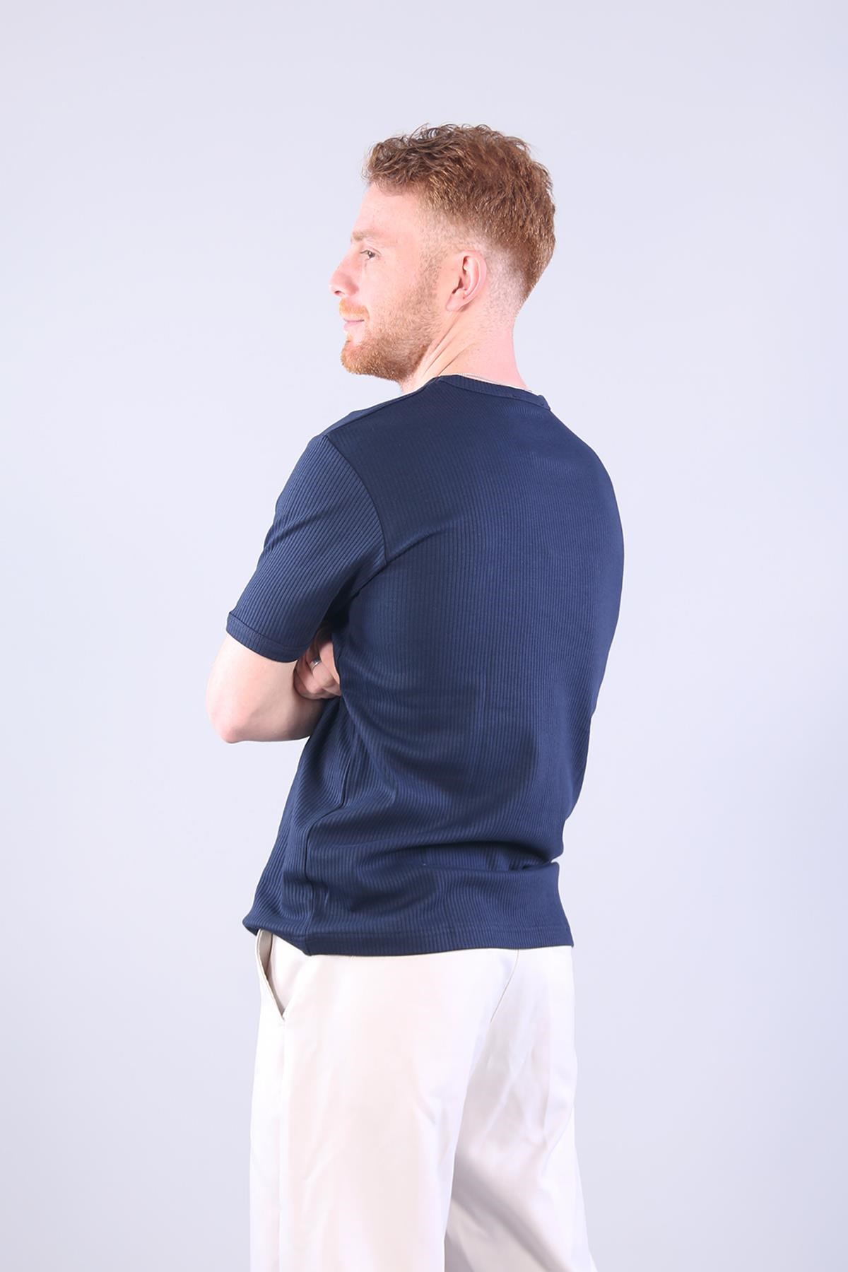 T-shirtmckanzie2915 İğne Boşaltmalı İnterlok T-shirtkadınerkek
