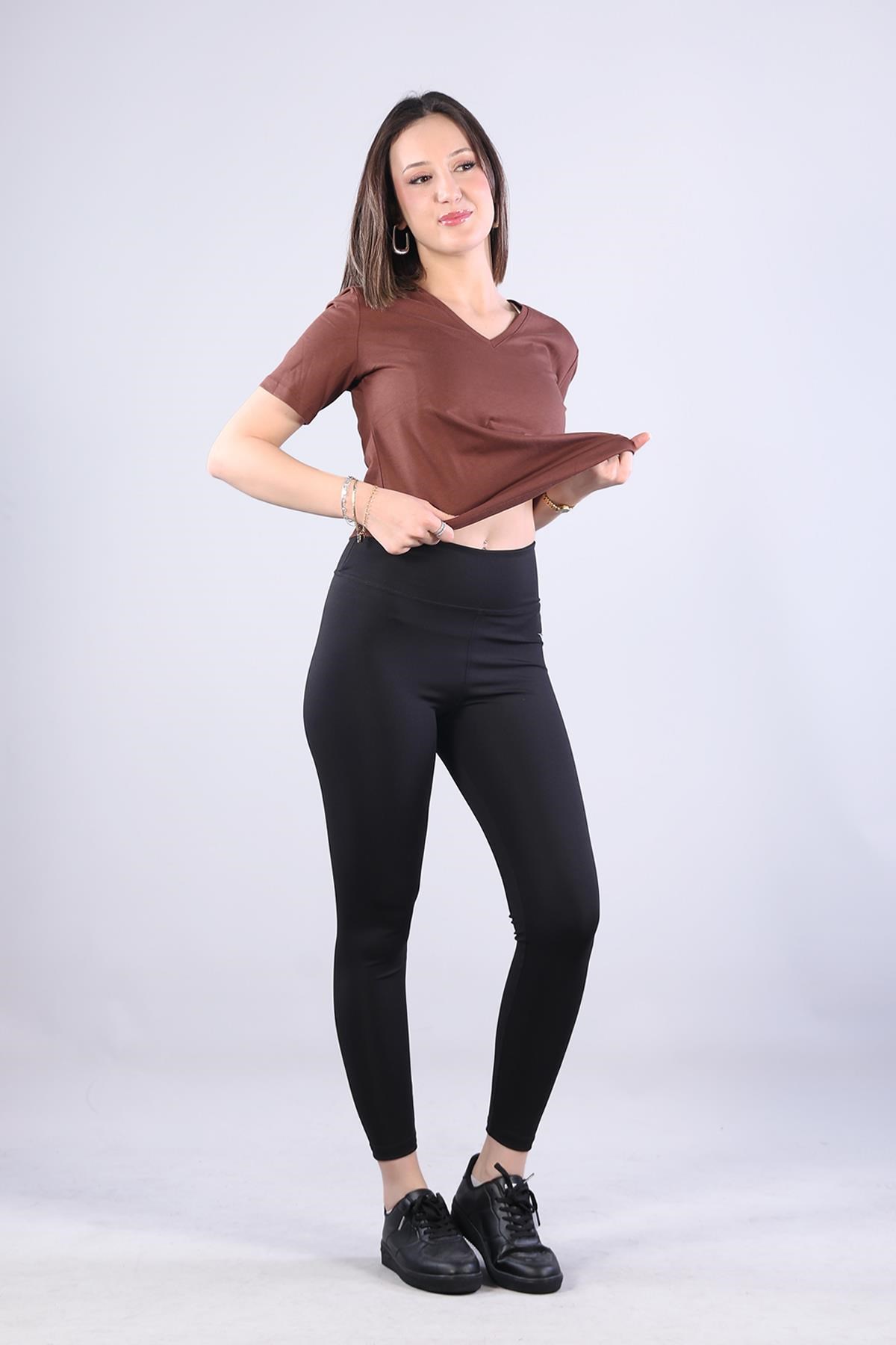 T-shirtmckanzie2992 V Yaka Basic T-shirtkadınerkek