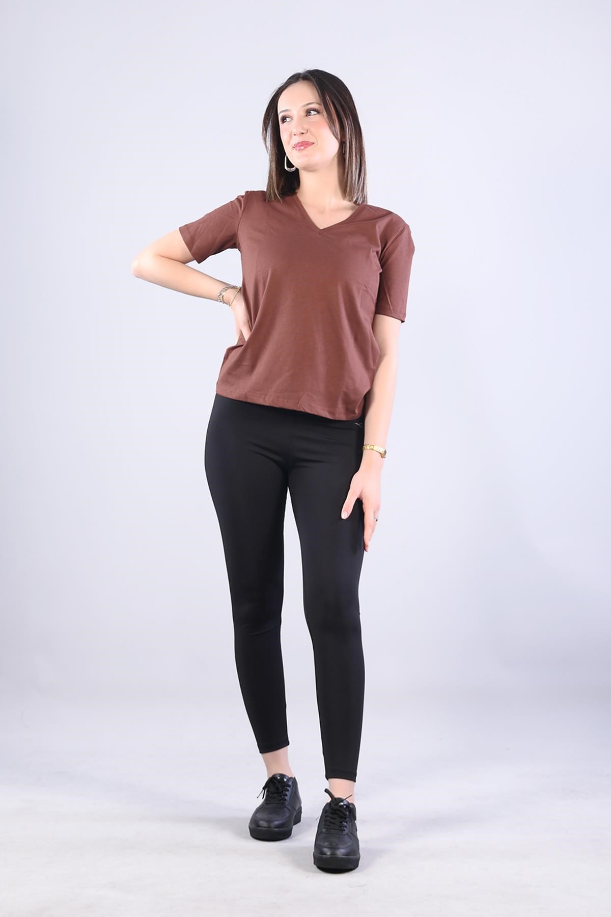 T-shirtmckanzie2992 V Yaka Basic T-shirtkadınerkek